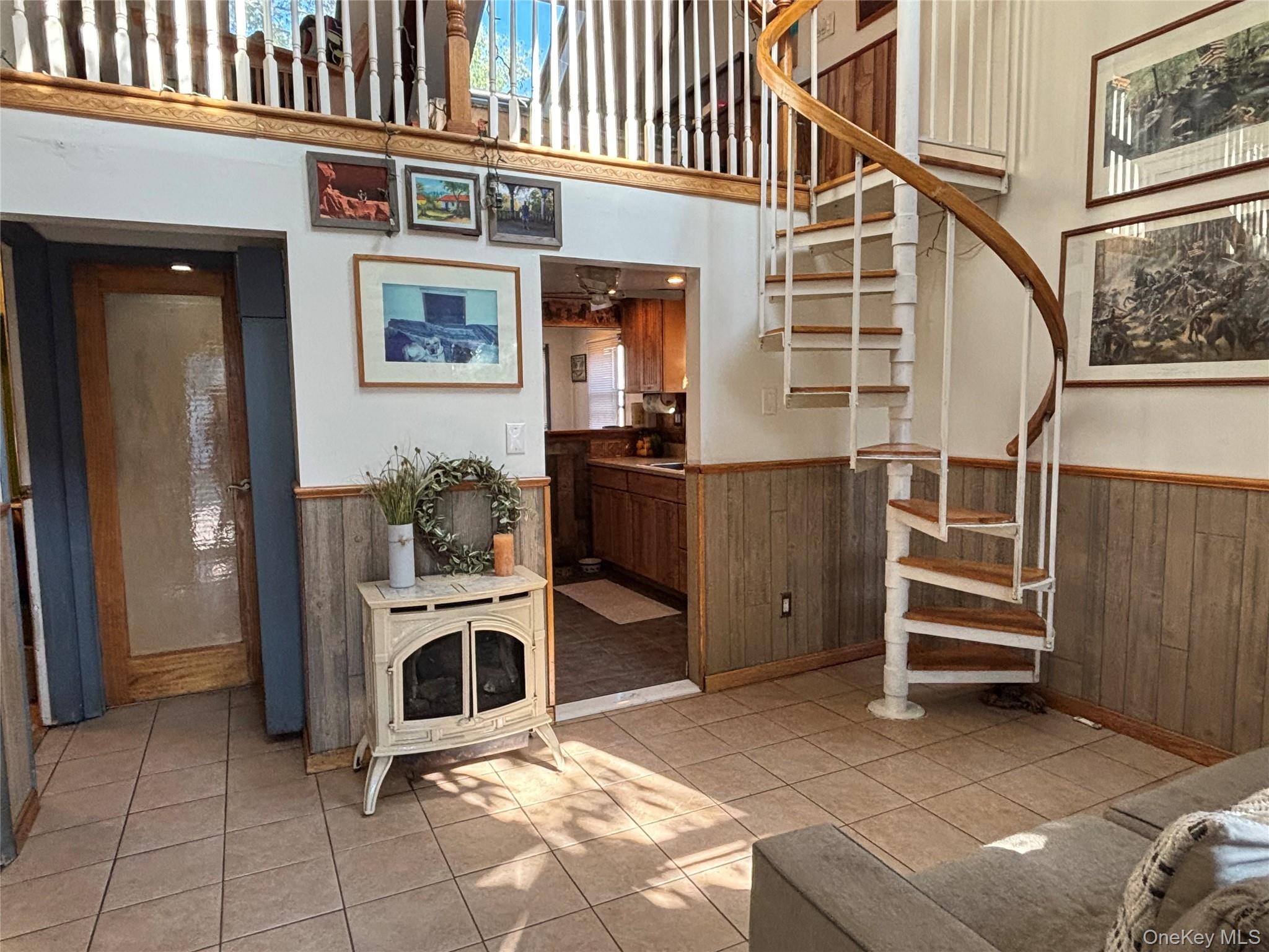 1529 Carl Avenue, Holbrook, NY 11741