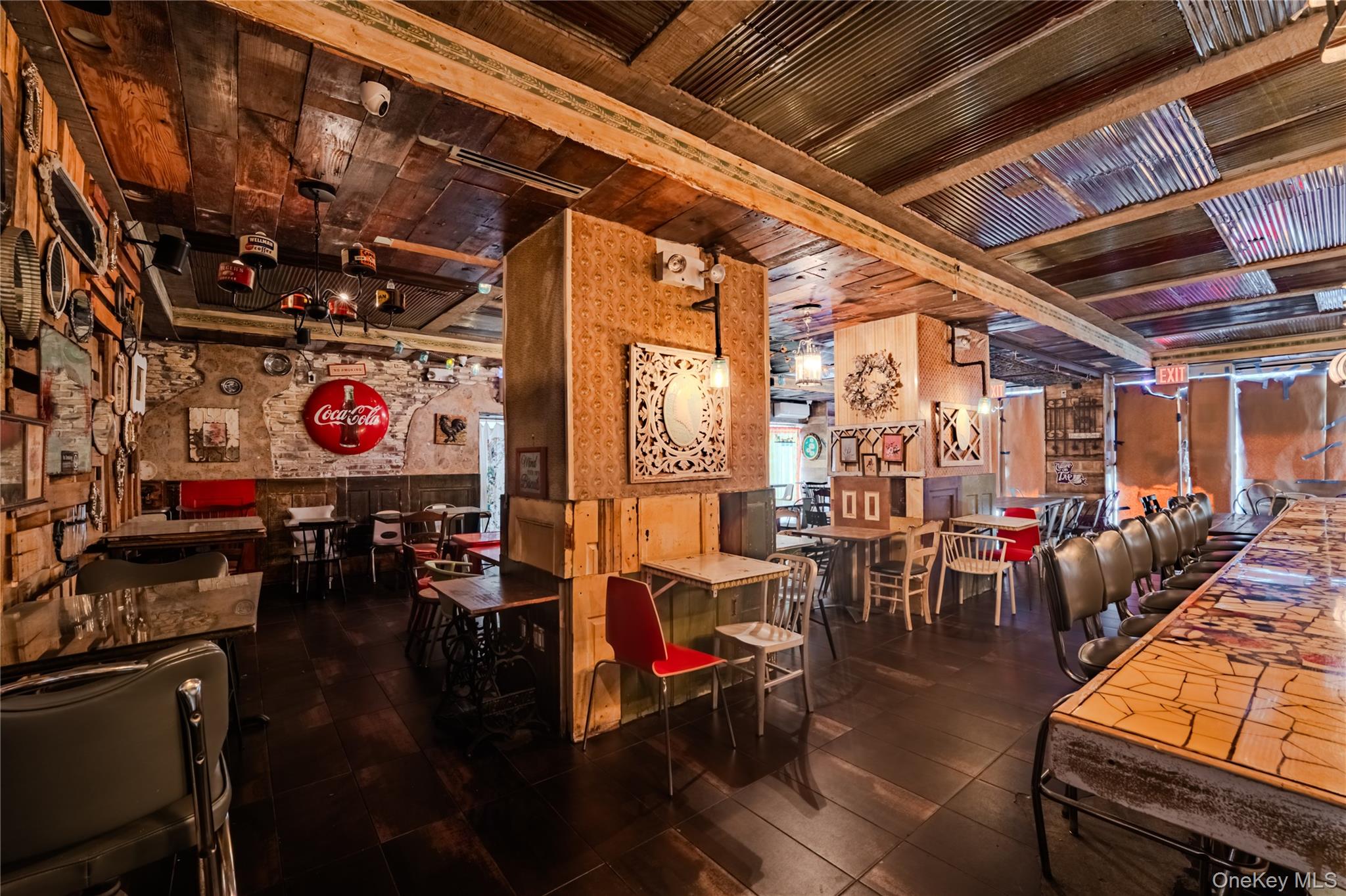 37-11/37-13 30th Avenue, Astoria, NY 11103