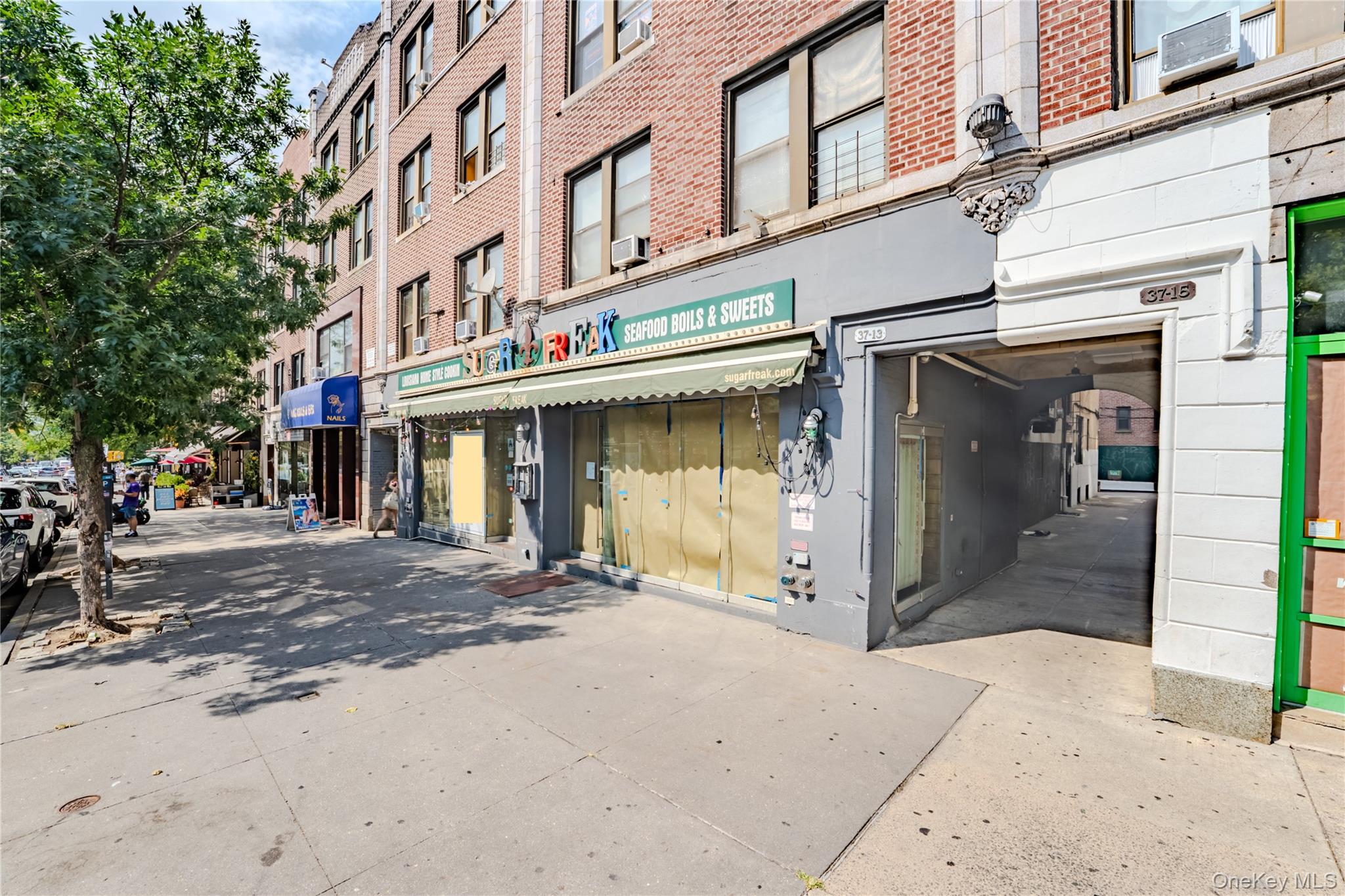 37-11/37-13 30th Avenue, Astoria, NY 11103