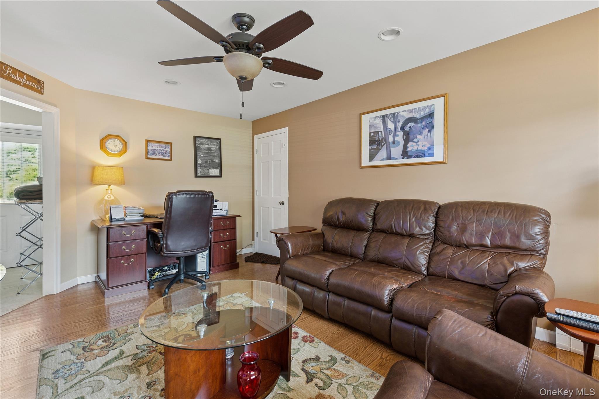 7 Mark Lane, Farmingville, NY 11738