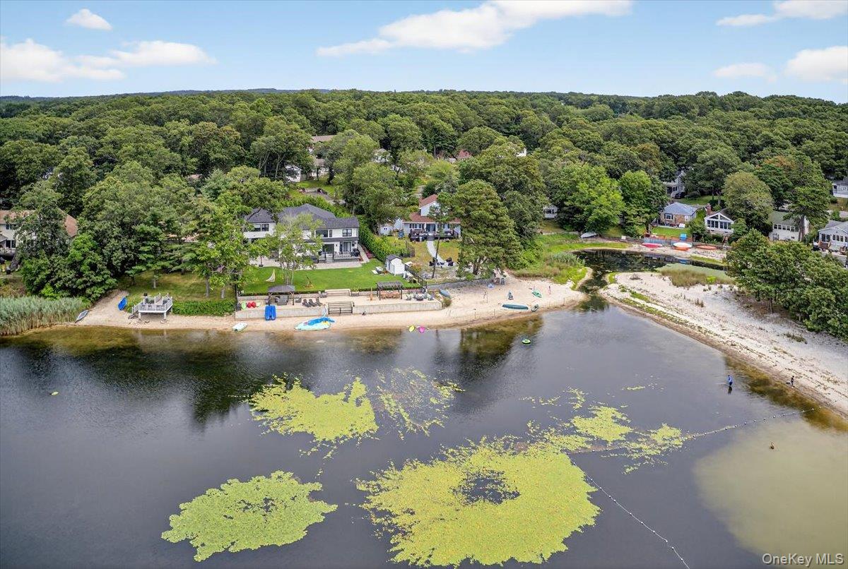 73 Montauk Trail, Ridge, NY 11961