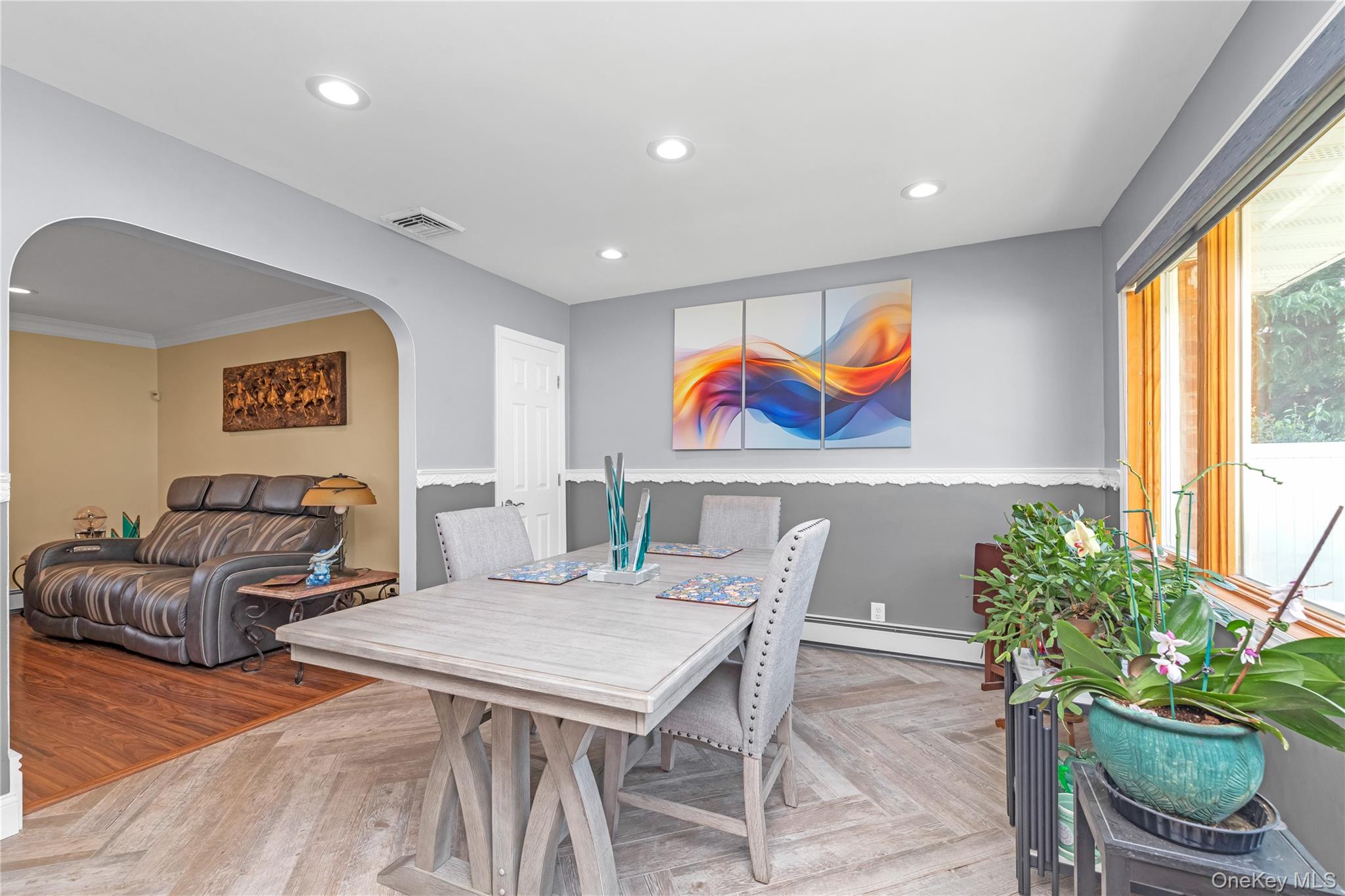 1983 Dutch Broadway, Elmont, NY 11003