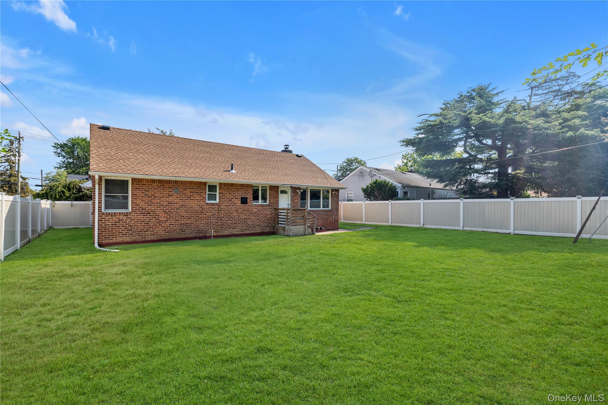 1983 Dutch Broadway, Elmont, NY 11003