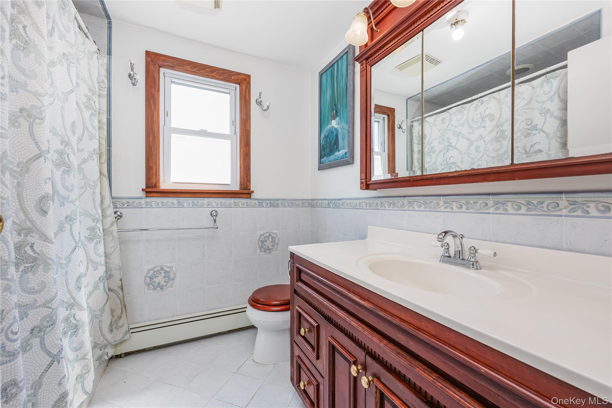 15 Stewart Avenue, Stewart Manor, NY 11530