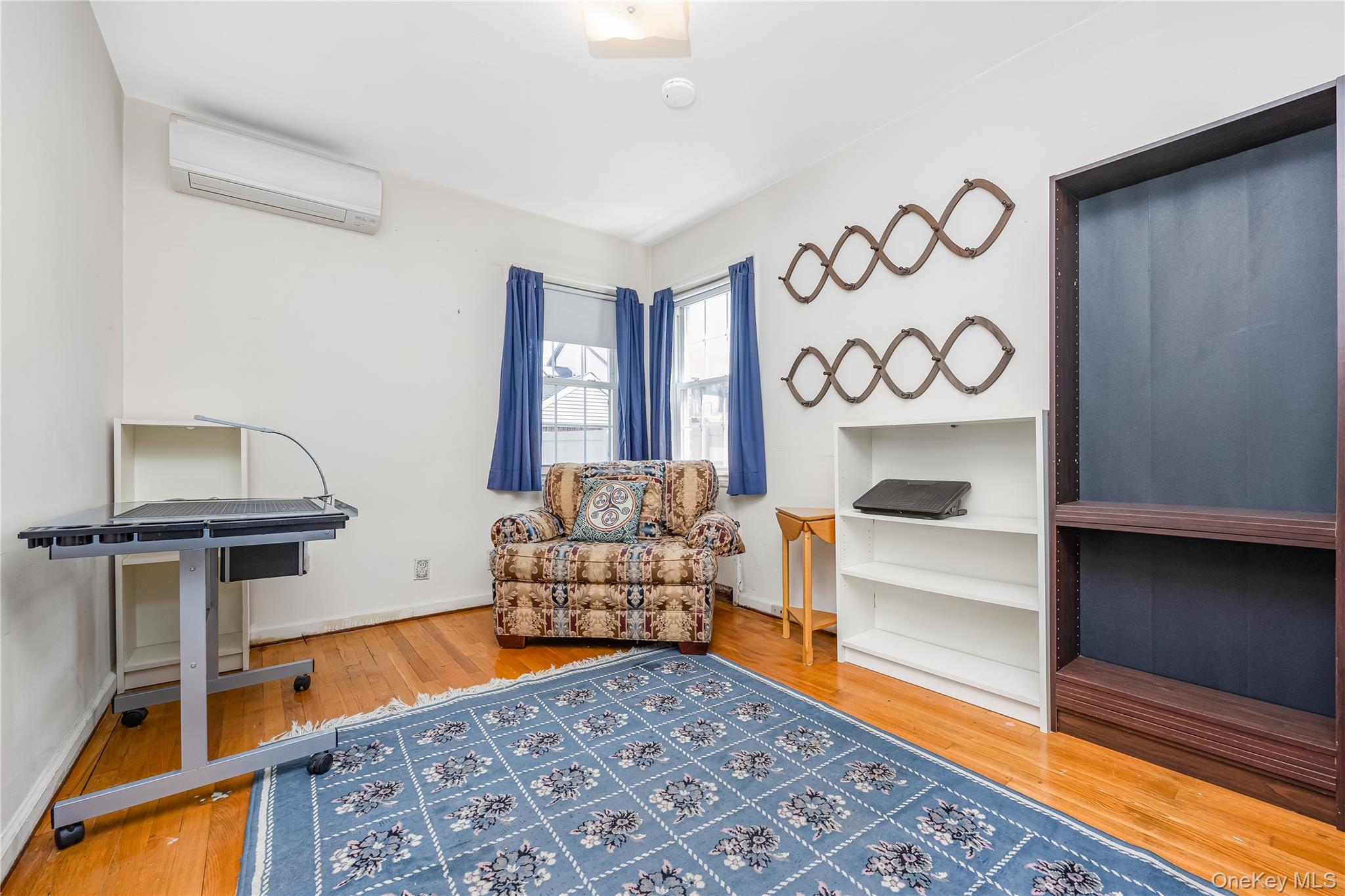 15 Stewart Avenue, Stewart Manor, NY 11530