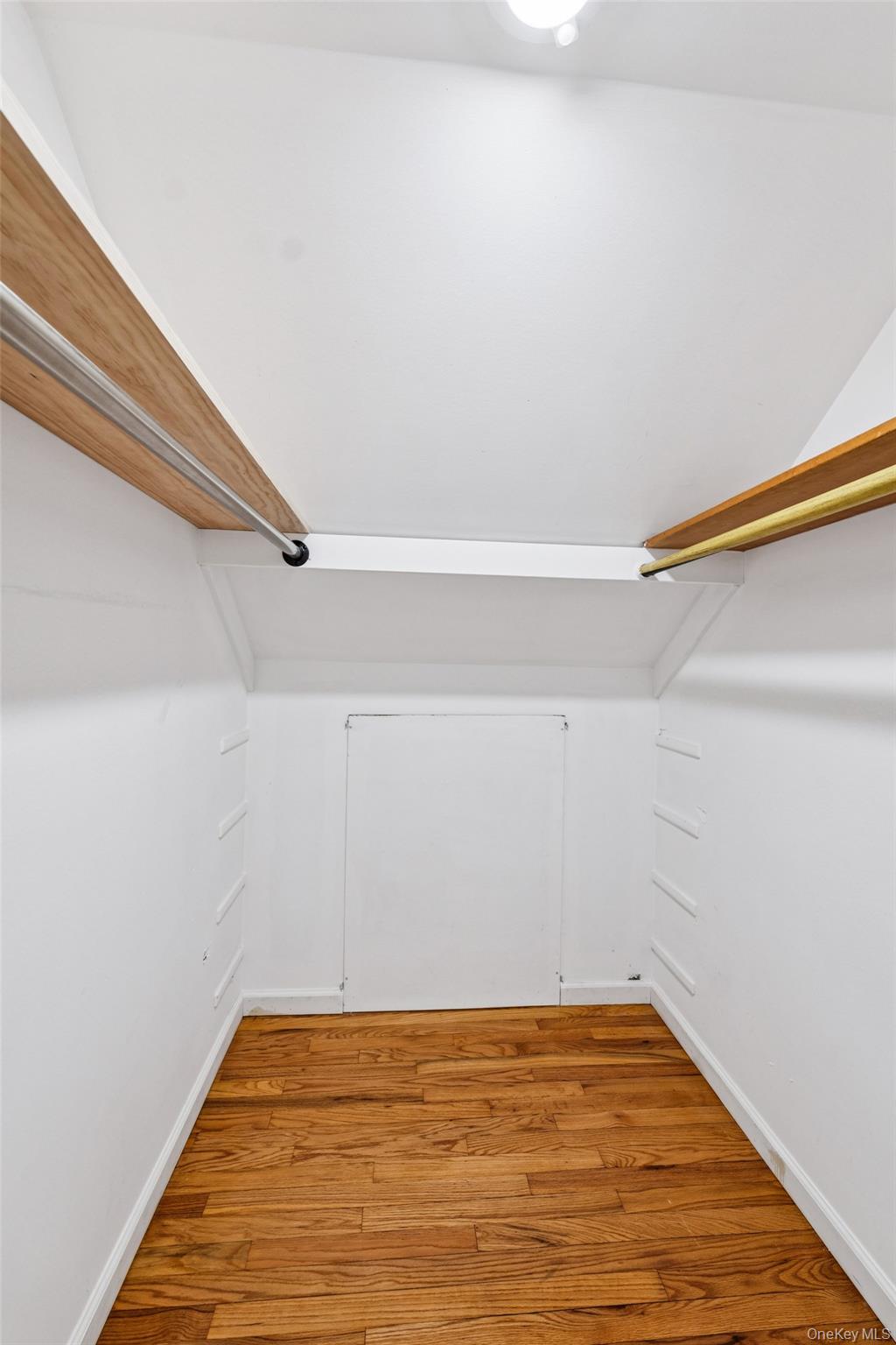 24 Waterside Avenue, Northport, NY 11768