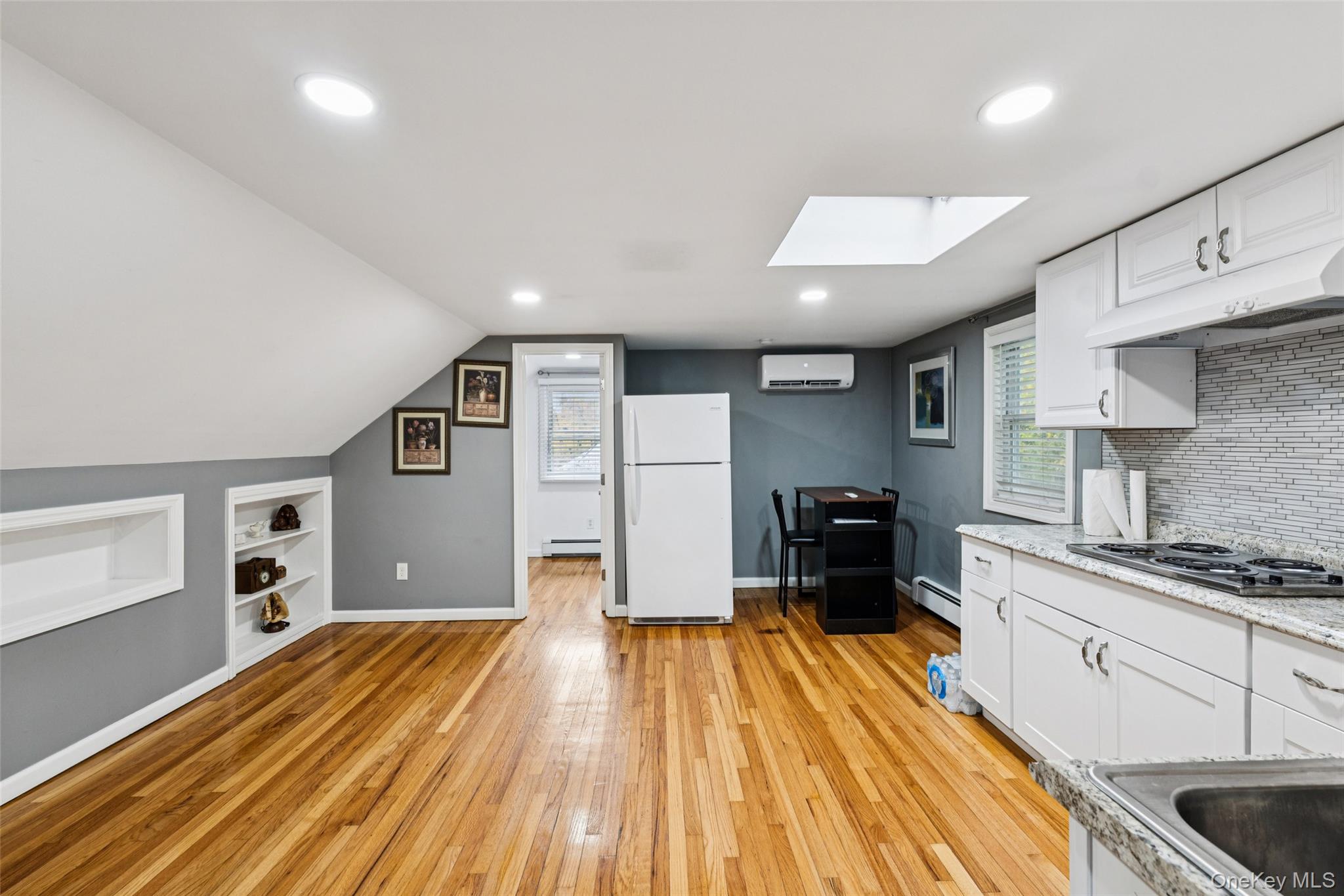 24 Waterside Avenue, Northport, NY 11768