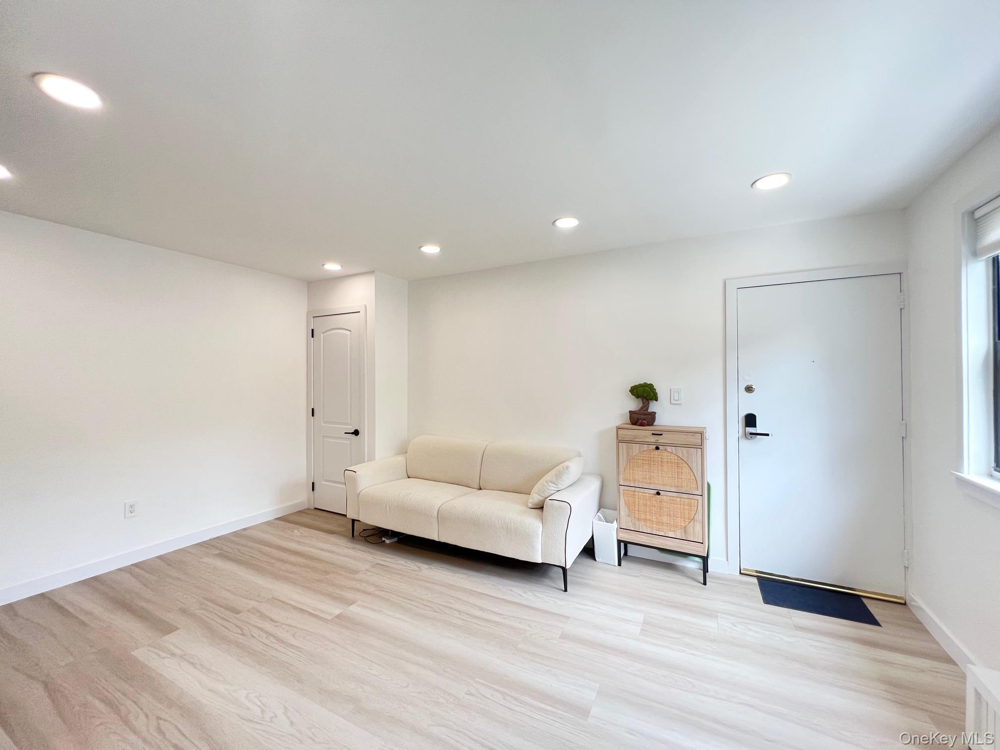 6958 138th Street # A, Flushing, NY 11367