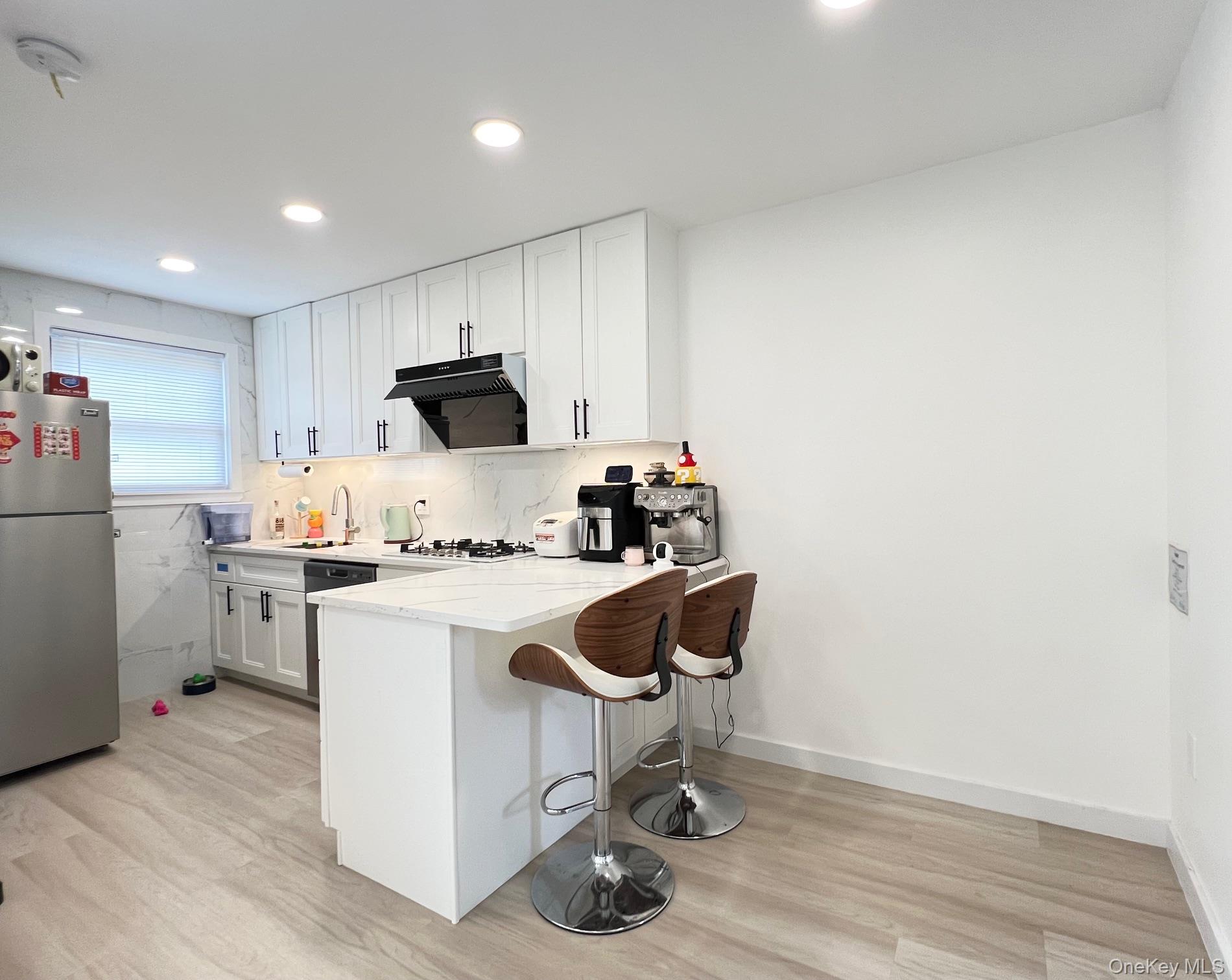 6958 138th Street # A, Flushing, NY 11367