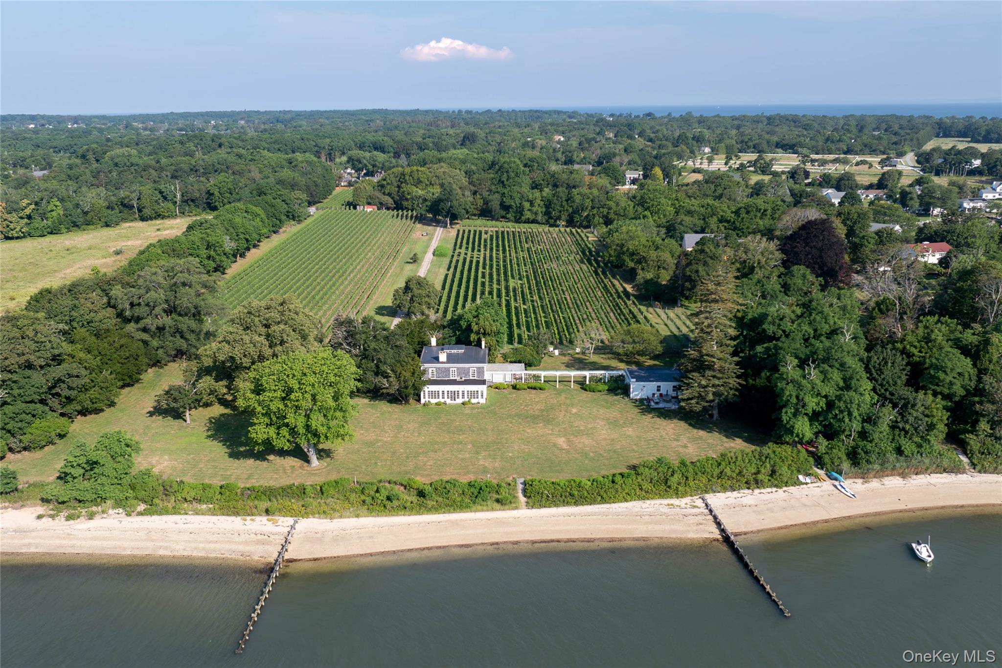 59600 Main Road, Southold, NY 11971