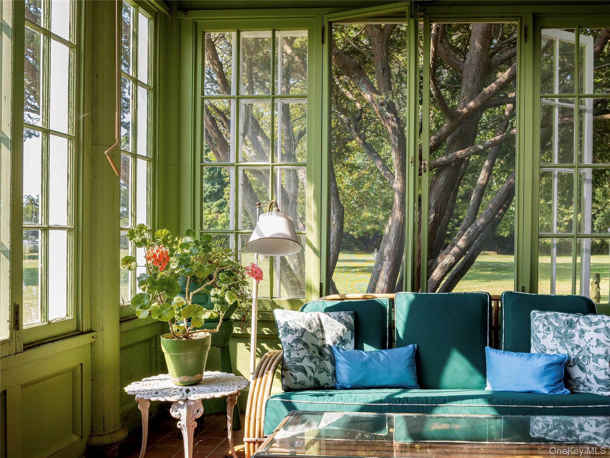 59600 Main Road, Southold, NY 11971