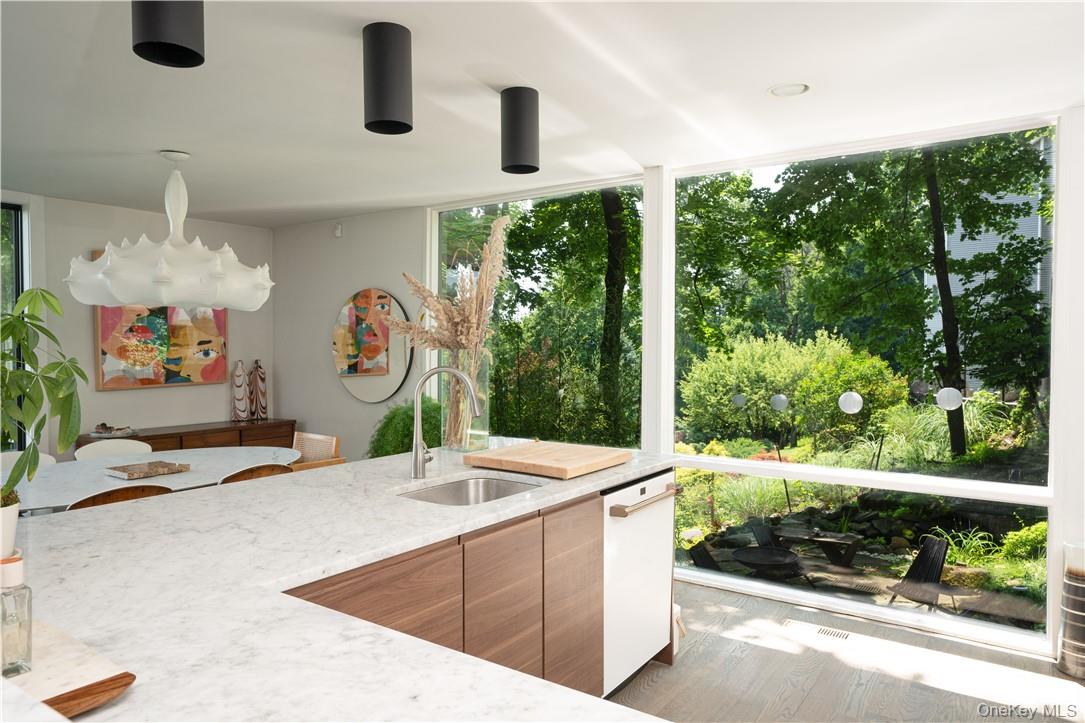 185 Tweed Boulevard, Nyack, NY 10960