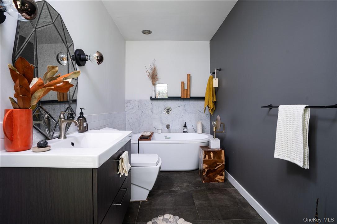 185 Tweed Boulevard, Nyack, NY 10960