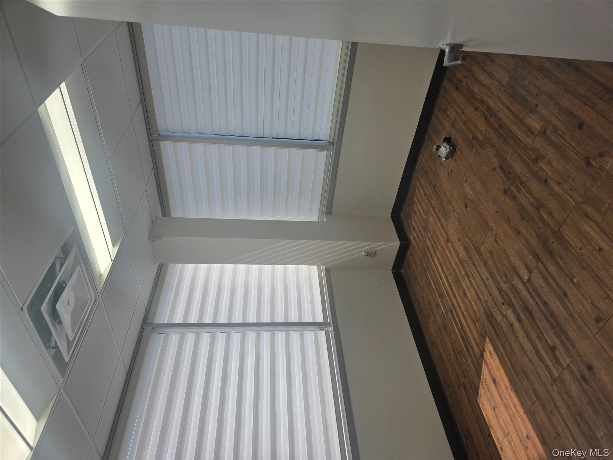 218-14 Northern Blvd # 104, Bayside, NY 11361