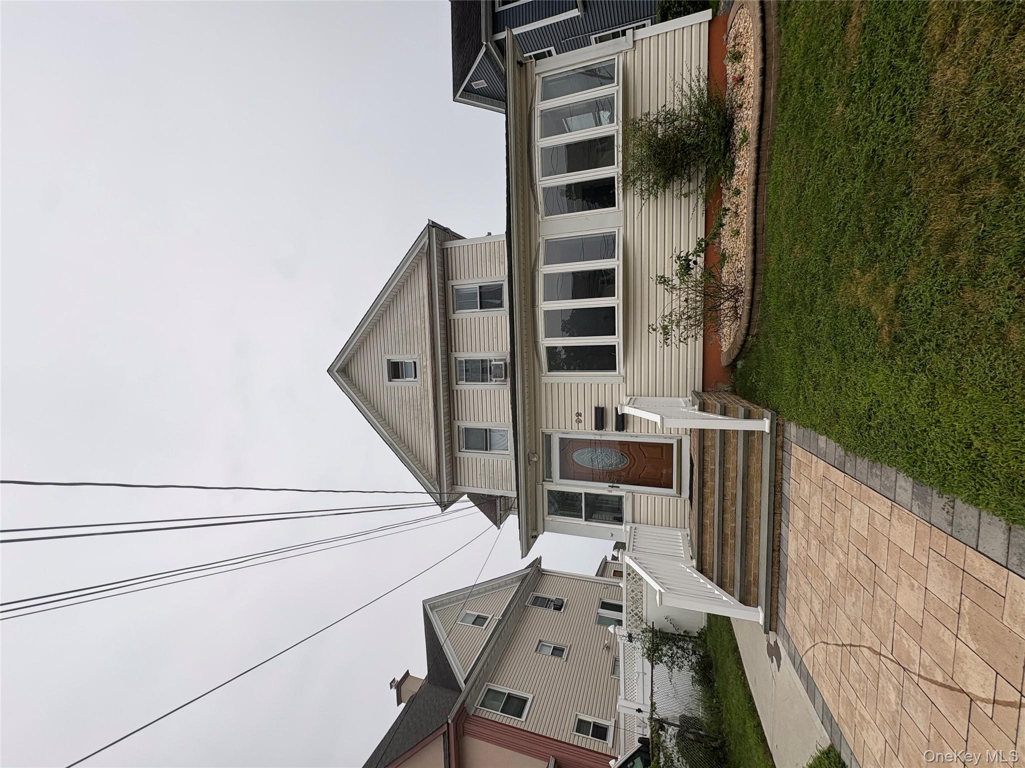 92 Leonard Avenue, Freeport, NY 11520