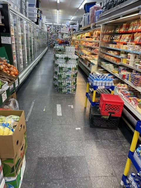 1562 E 174 Street, Bronx, NY 10472