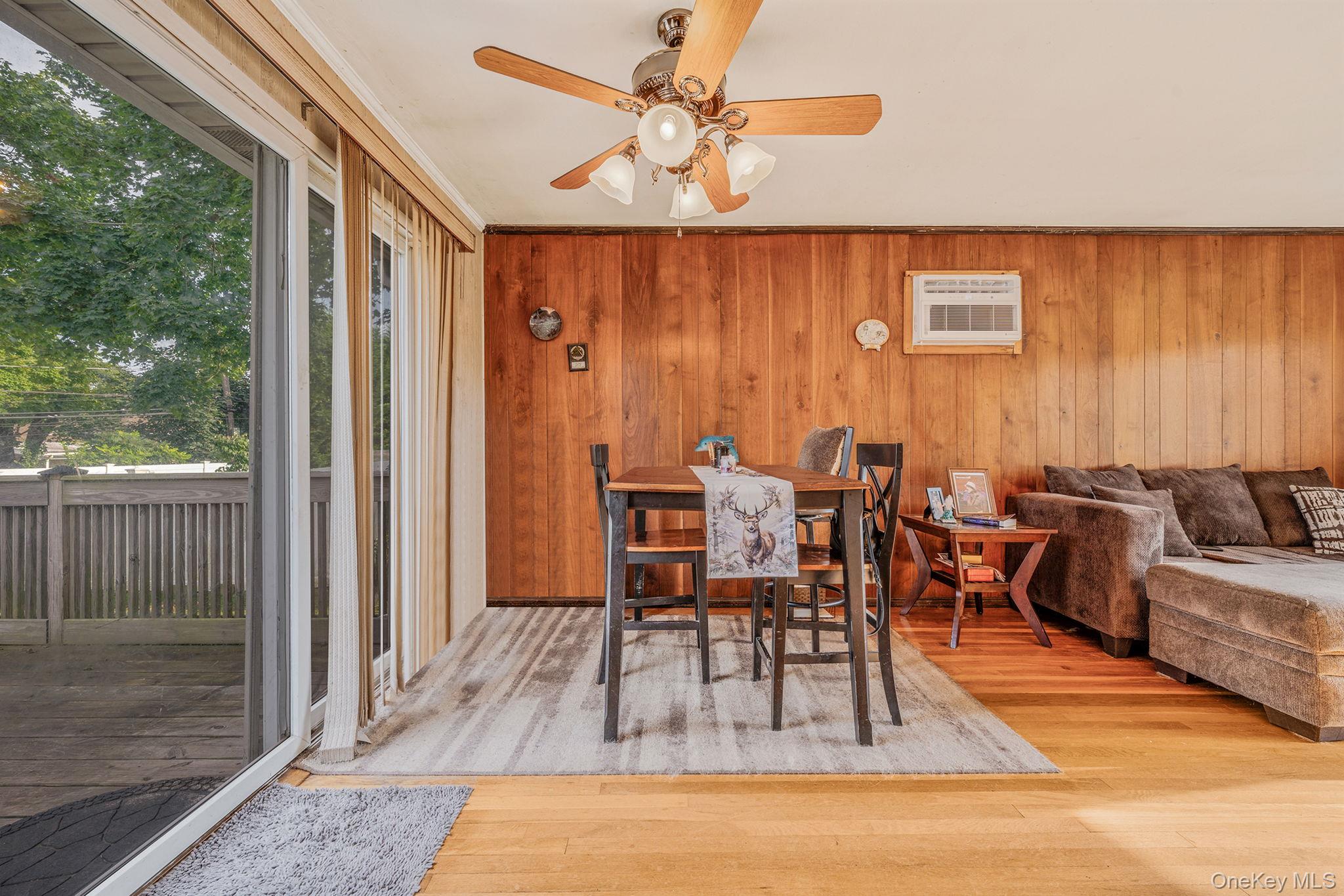 86 Silber Avenue, Bethpage, NY 11714