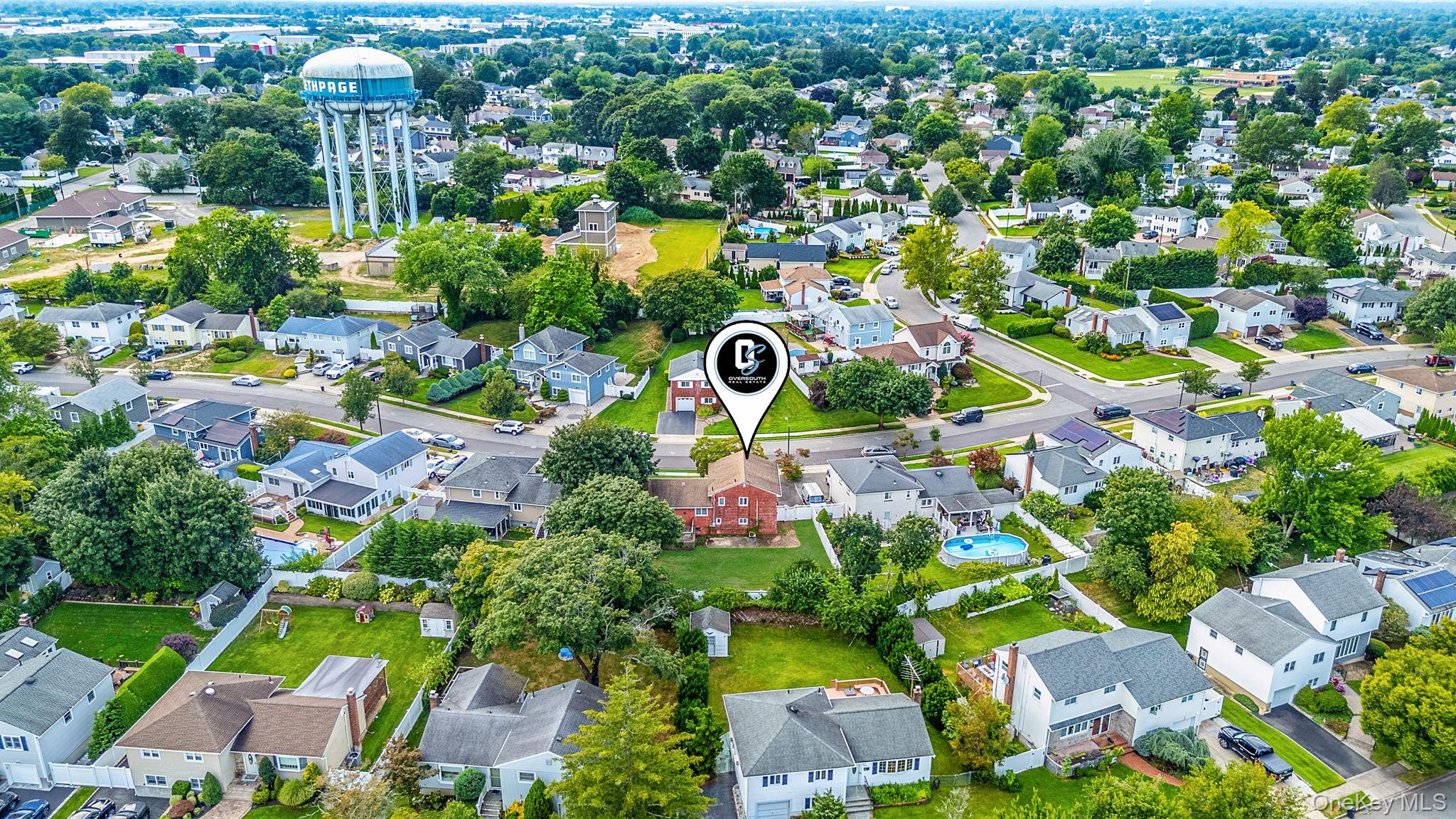 86 Silber Avenue, Bethpage, NY 11714