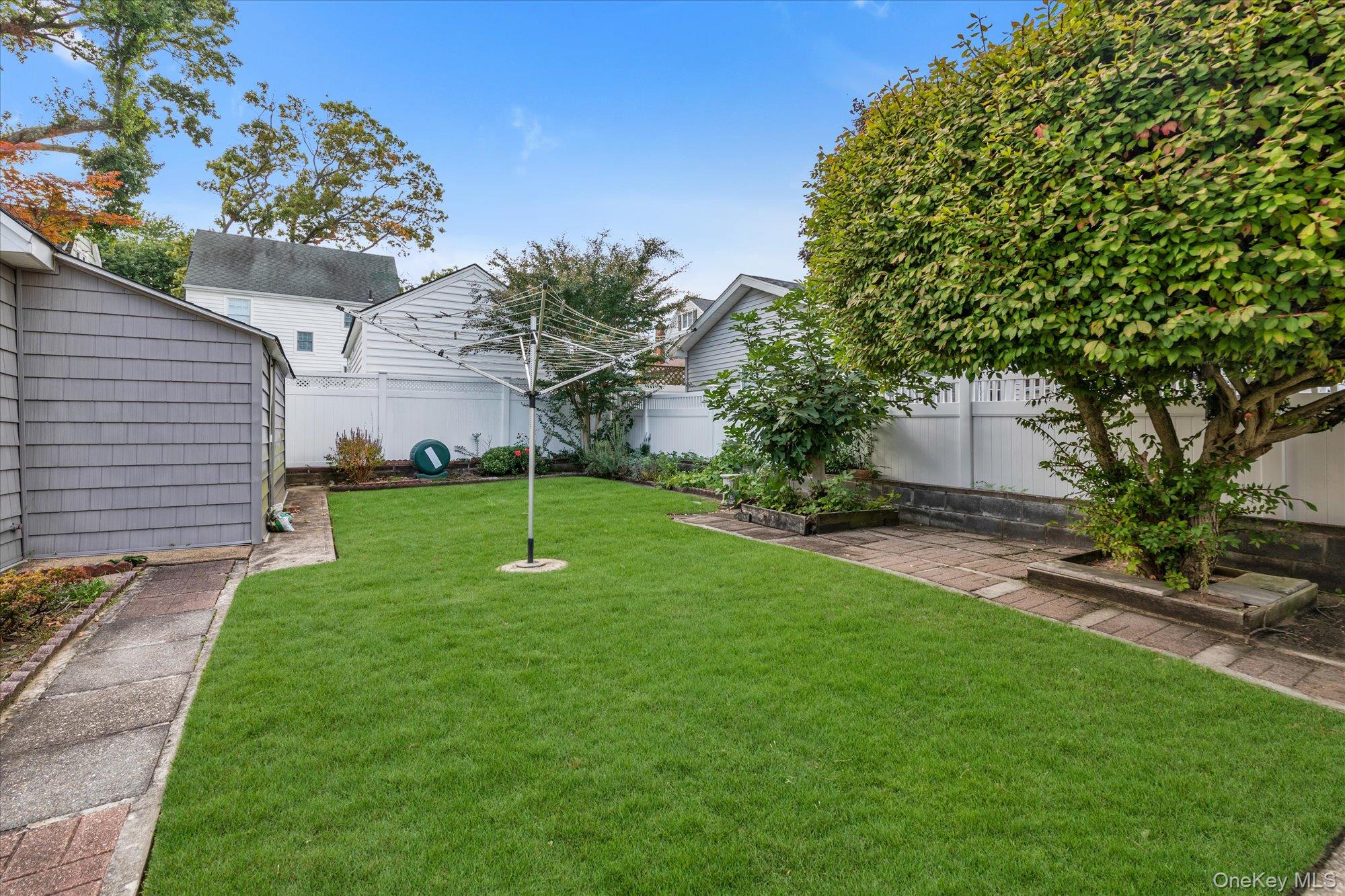 154 Park Avenue, Williston Park, NY 11596