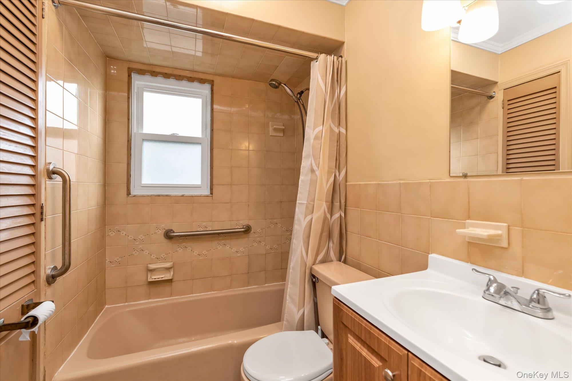 154 Park Avenue, Williston Park, NY 11596