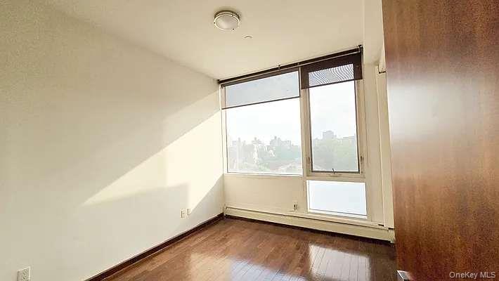 42-05 Parsons Boulevard # 4A, Flushing, NY 11355