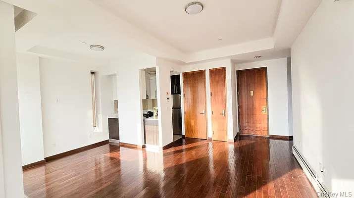 42-05 Parsons Boulevard # 4A, Flushing, NY 11355