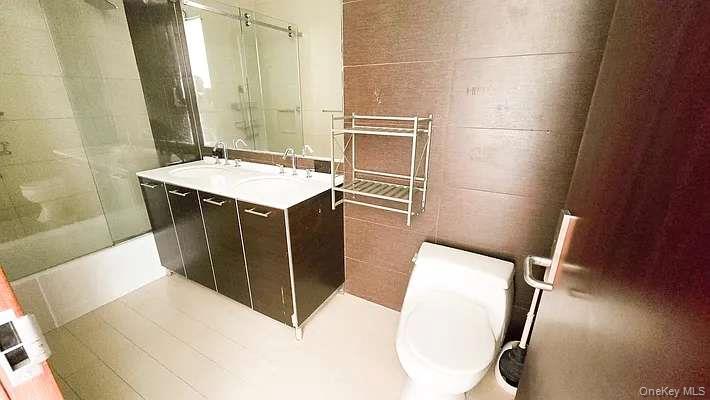 42-05 Parsons Boulevard # 4A, Flushing, NY 11355