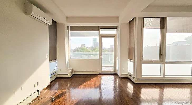 42-05 Parsons Boulevard # 4A, Flushing, NY 11355