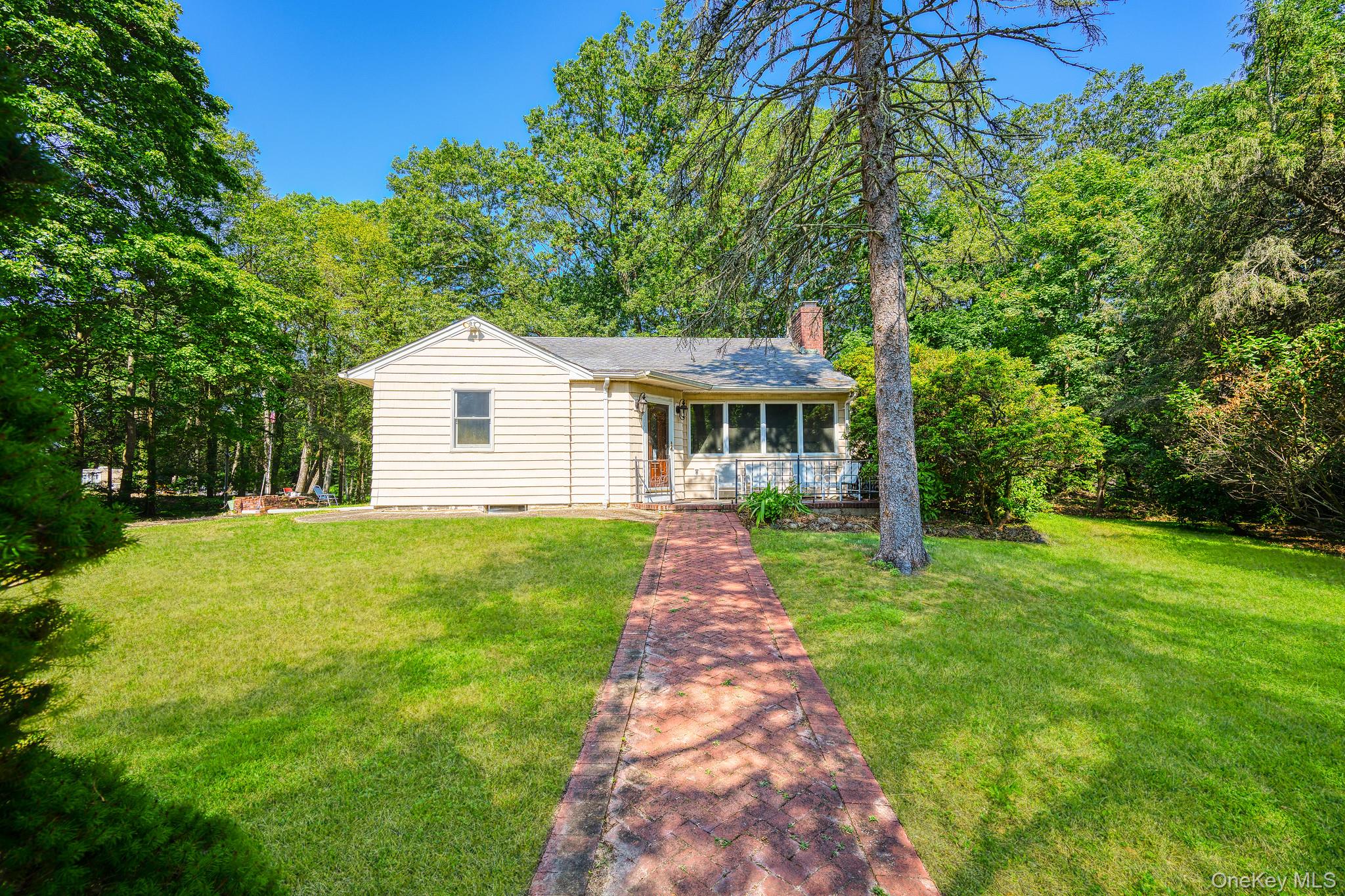 1 Ashland Drive, Huntington, NY 11743