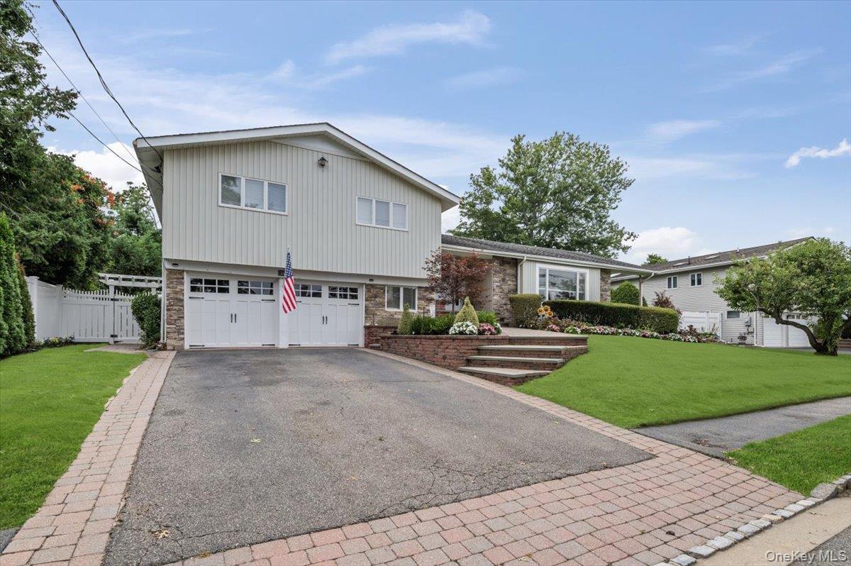 308 Sunset Boulevard, Massapequa, NY 11758