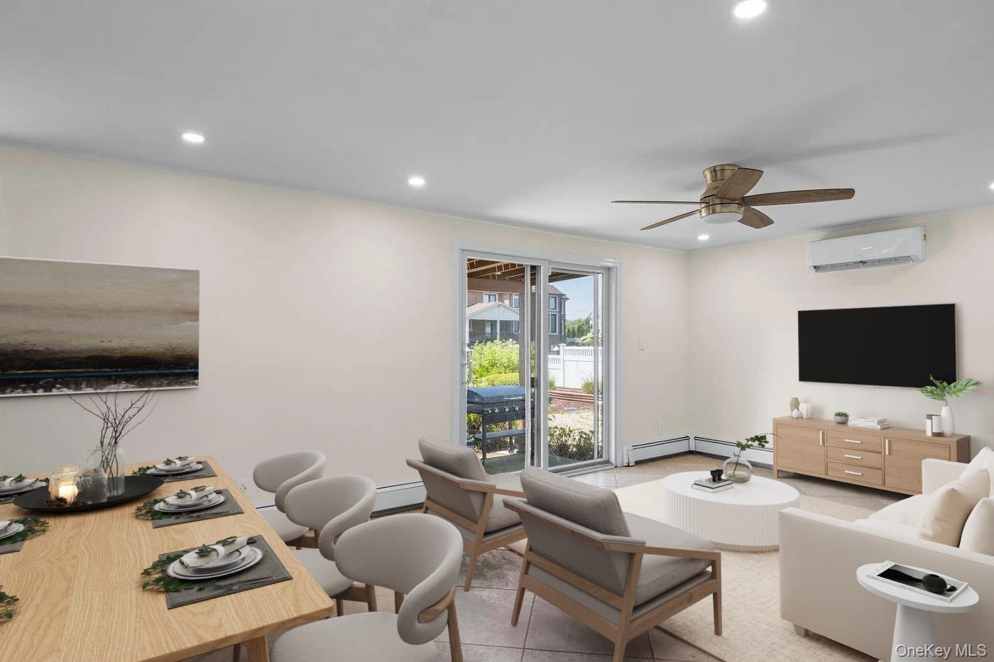 230 Sequams Lane Center, West Islip, NY 11795