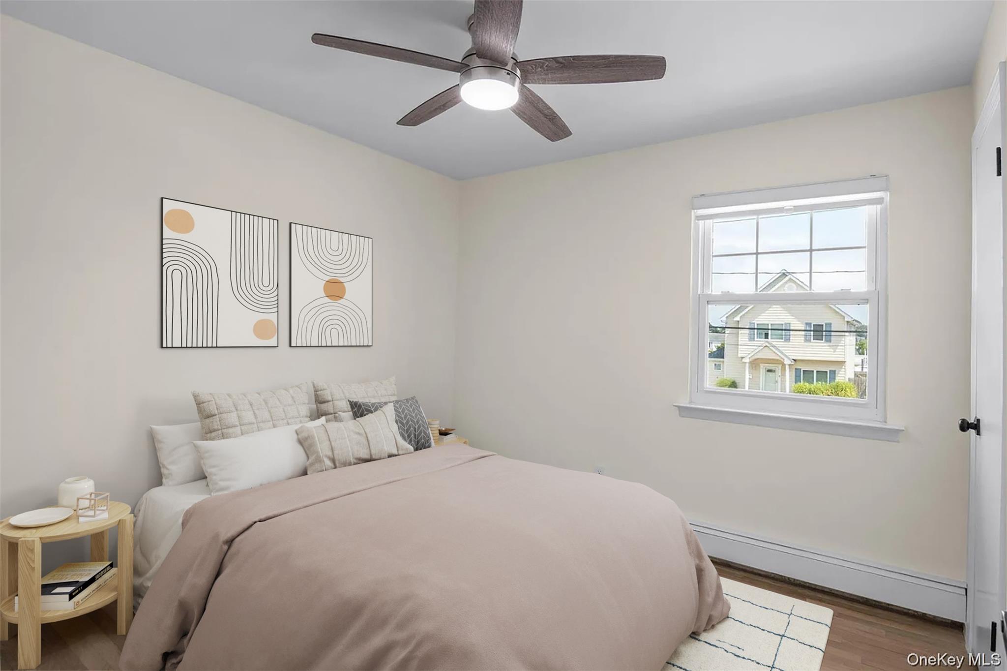 230 Sequams Lane Center, West Islip, NY 11795