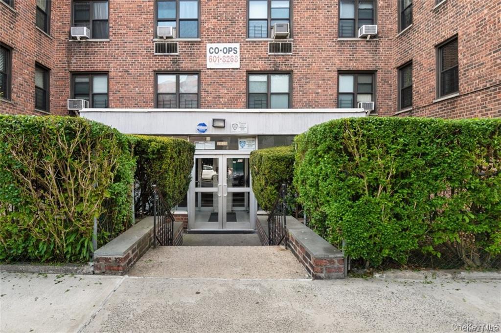 2835 Webb Avenue # 9D, Bronx, NY 10468