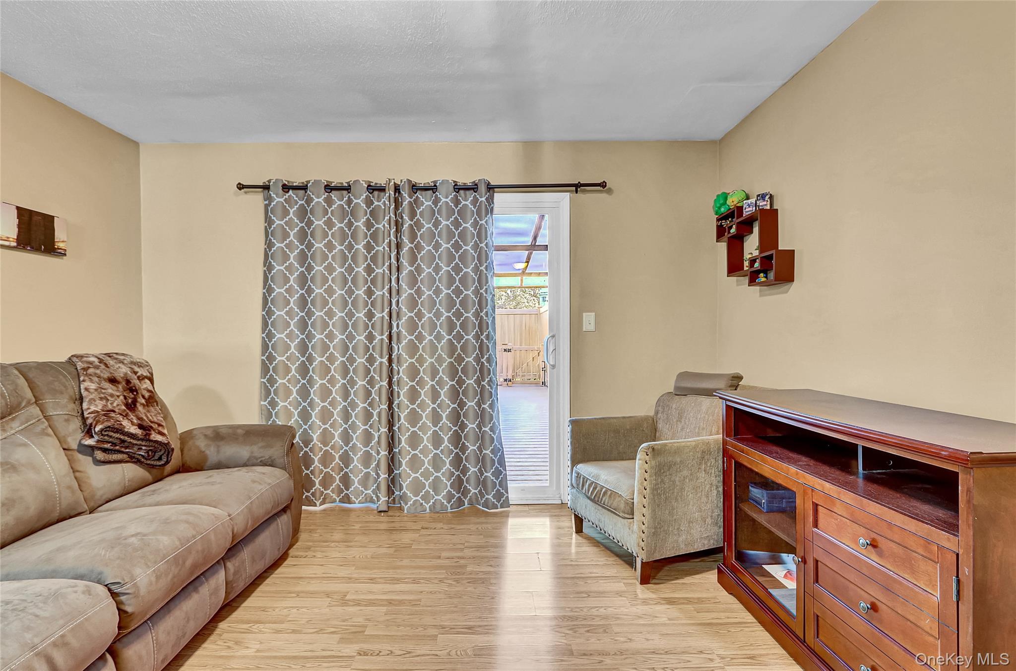 305 Tysens Lane # B, Staten Island, NY 10306