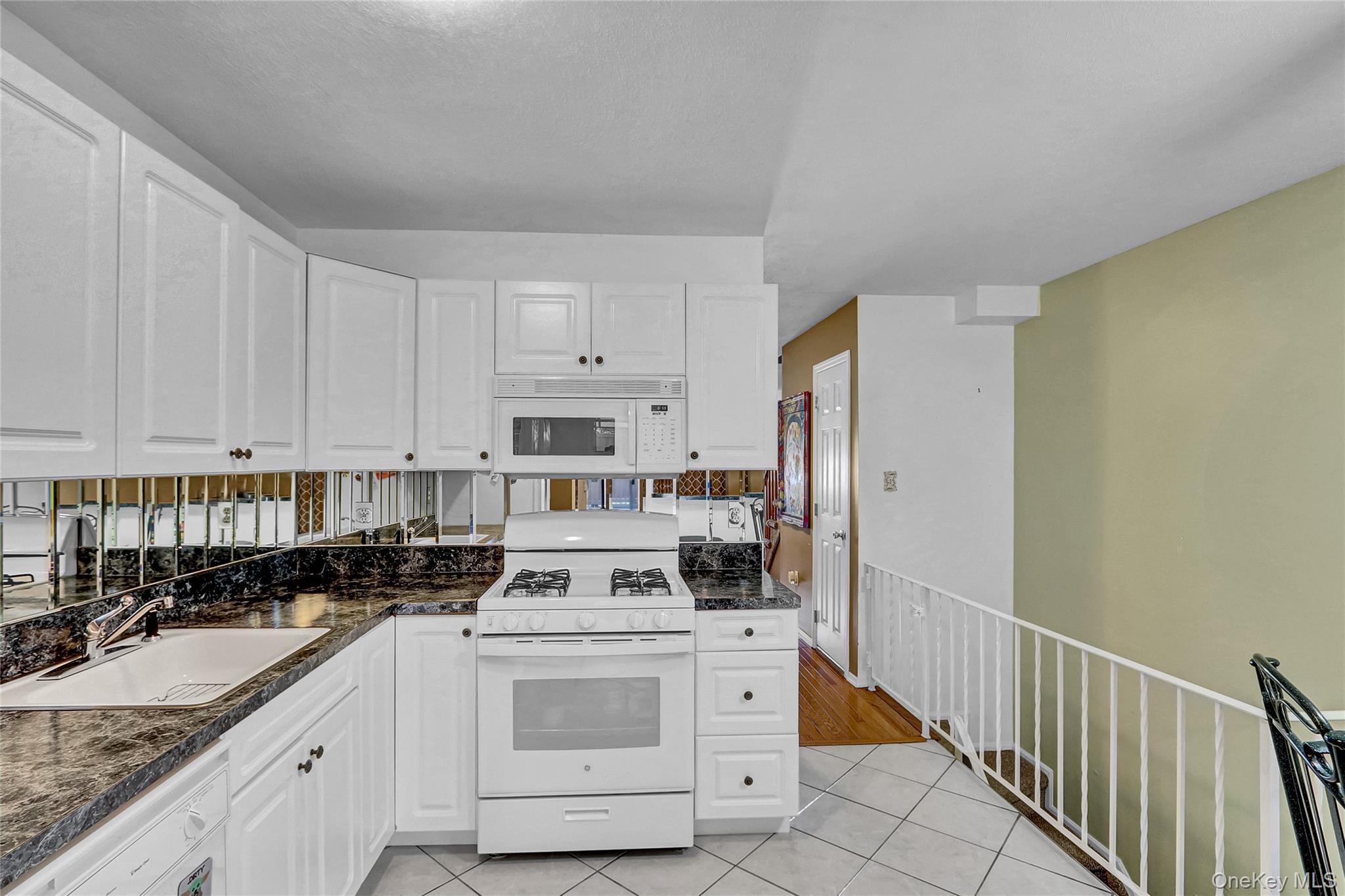 305 Tysens Lane # B, Staten Island, NY 10306