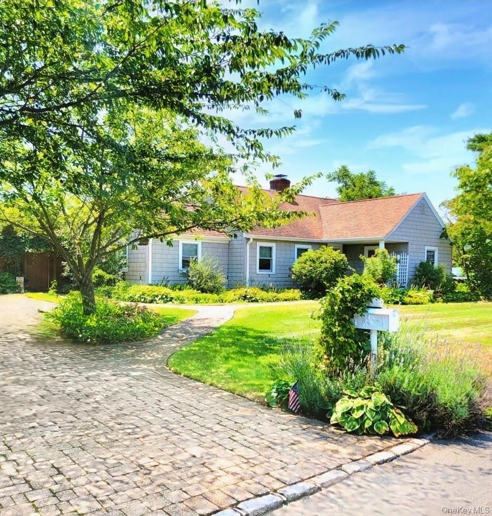 143 33rd Street, Lindenhurst, NY 11757