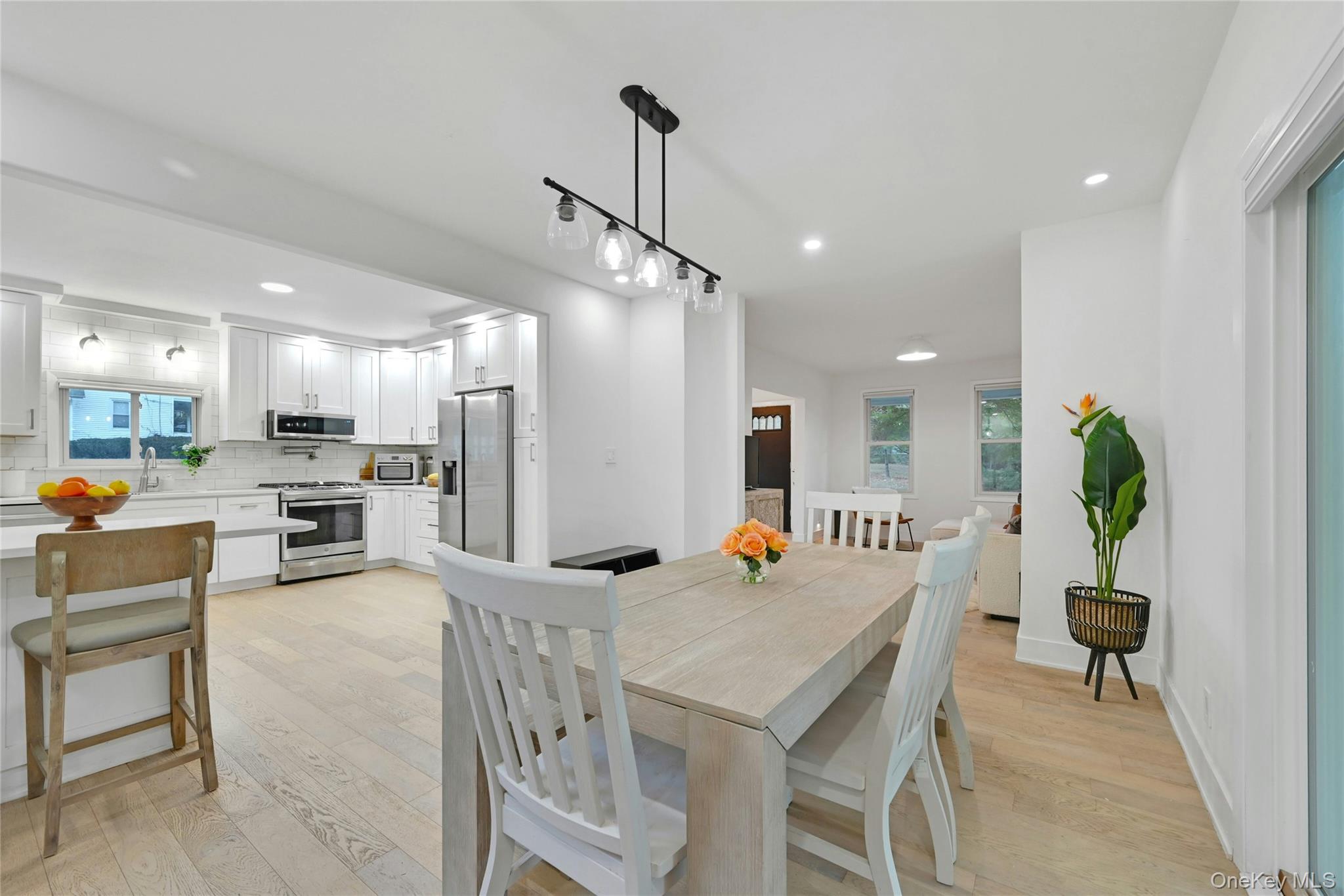 12 E Nauraushaun Avenue, Pearl River, NY 10965