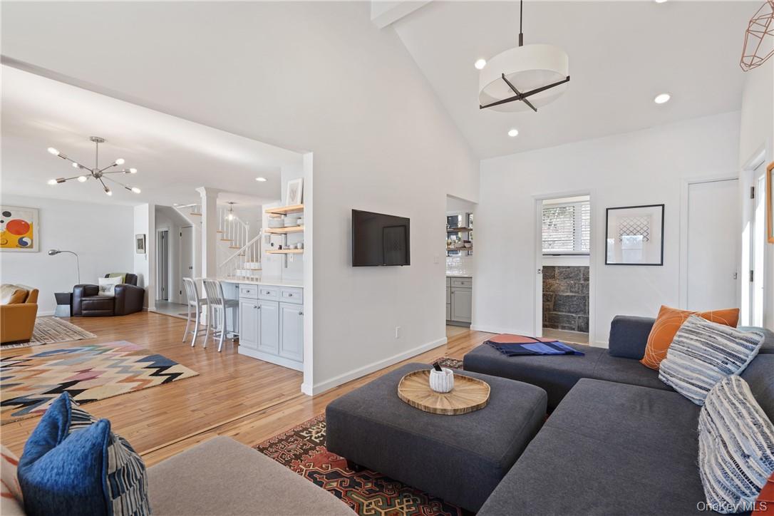 456 N Lake Boulevard, Mahopac, NY 10541