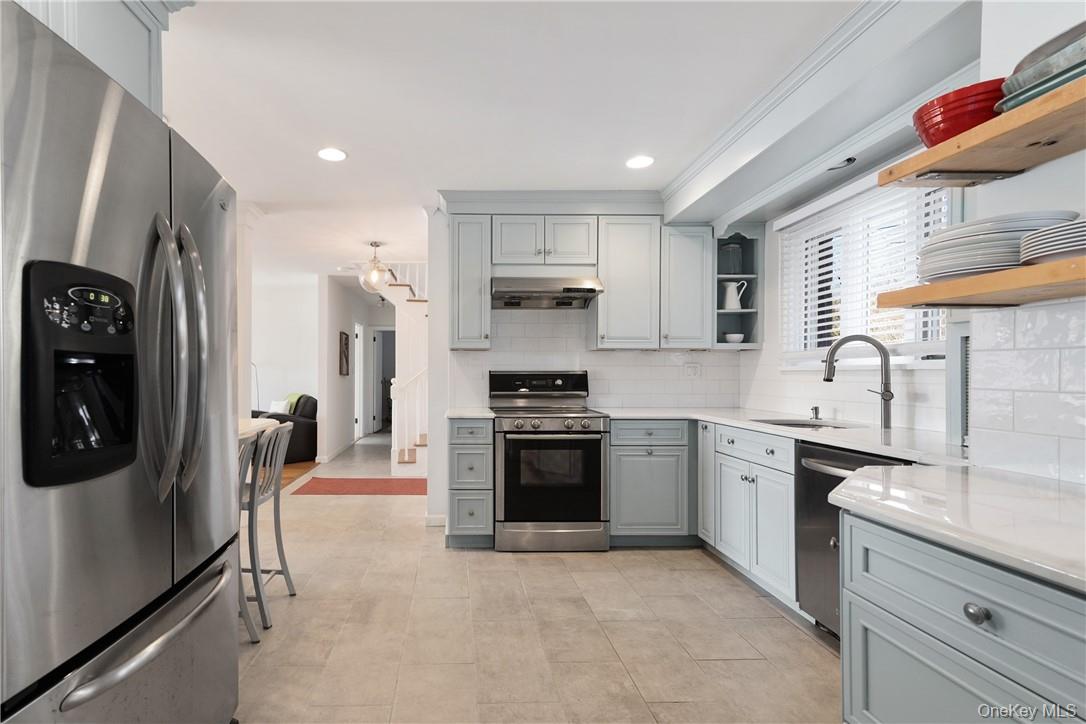 456 N Lake Boulevard, Mahopac, NY 10541