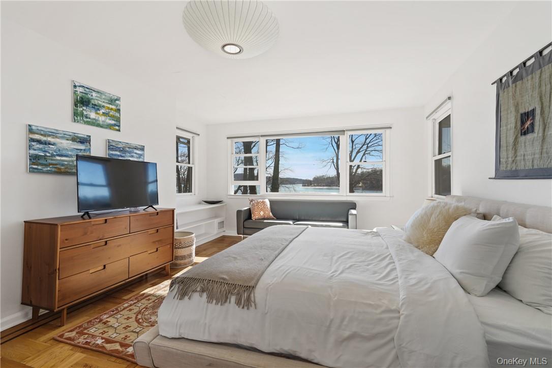 456 N Lake Boulevard, Mahopac, NY 10541