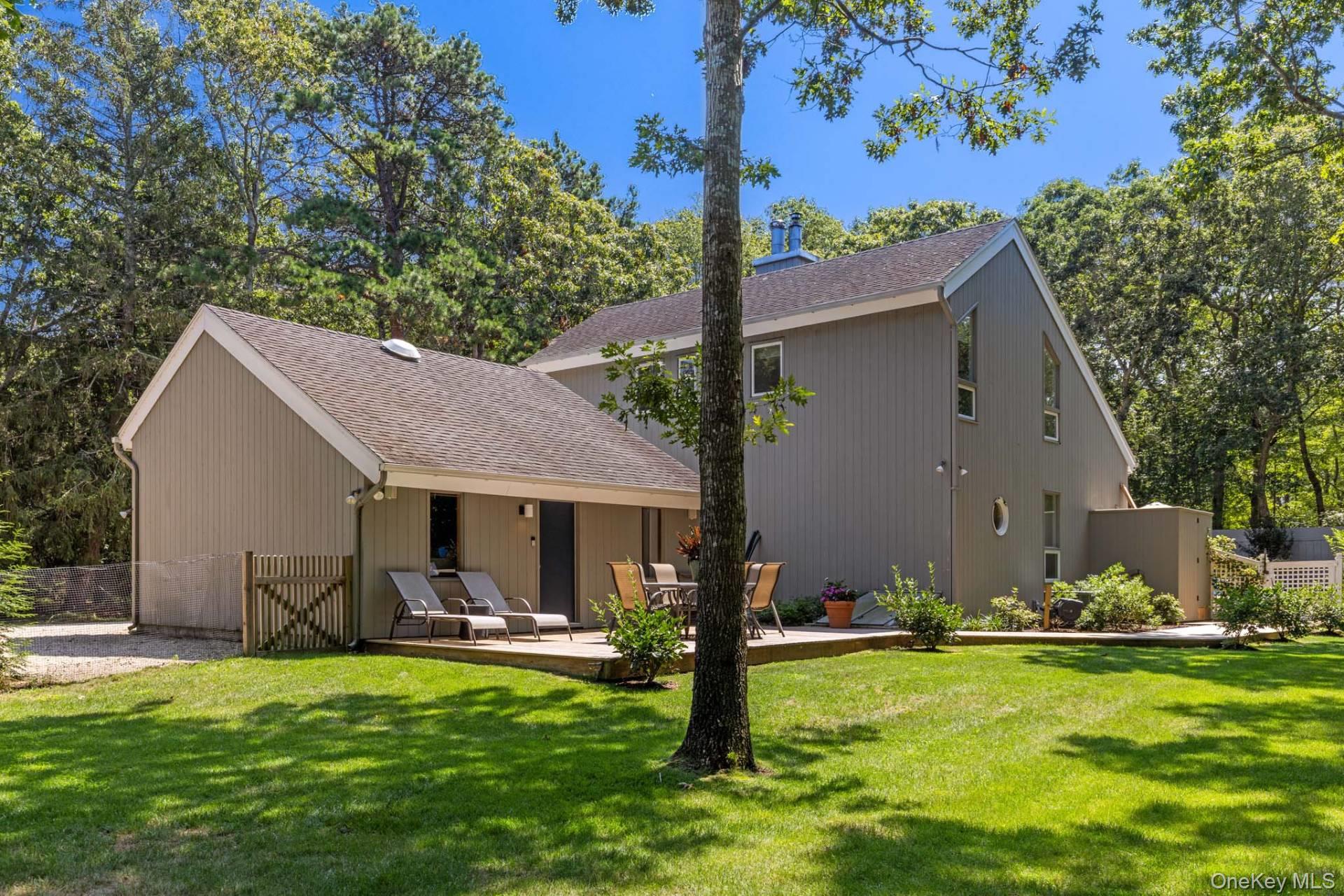 7 Quantuck Bay Road, Westhampton Beach, NY 11978