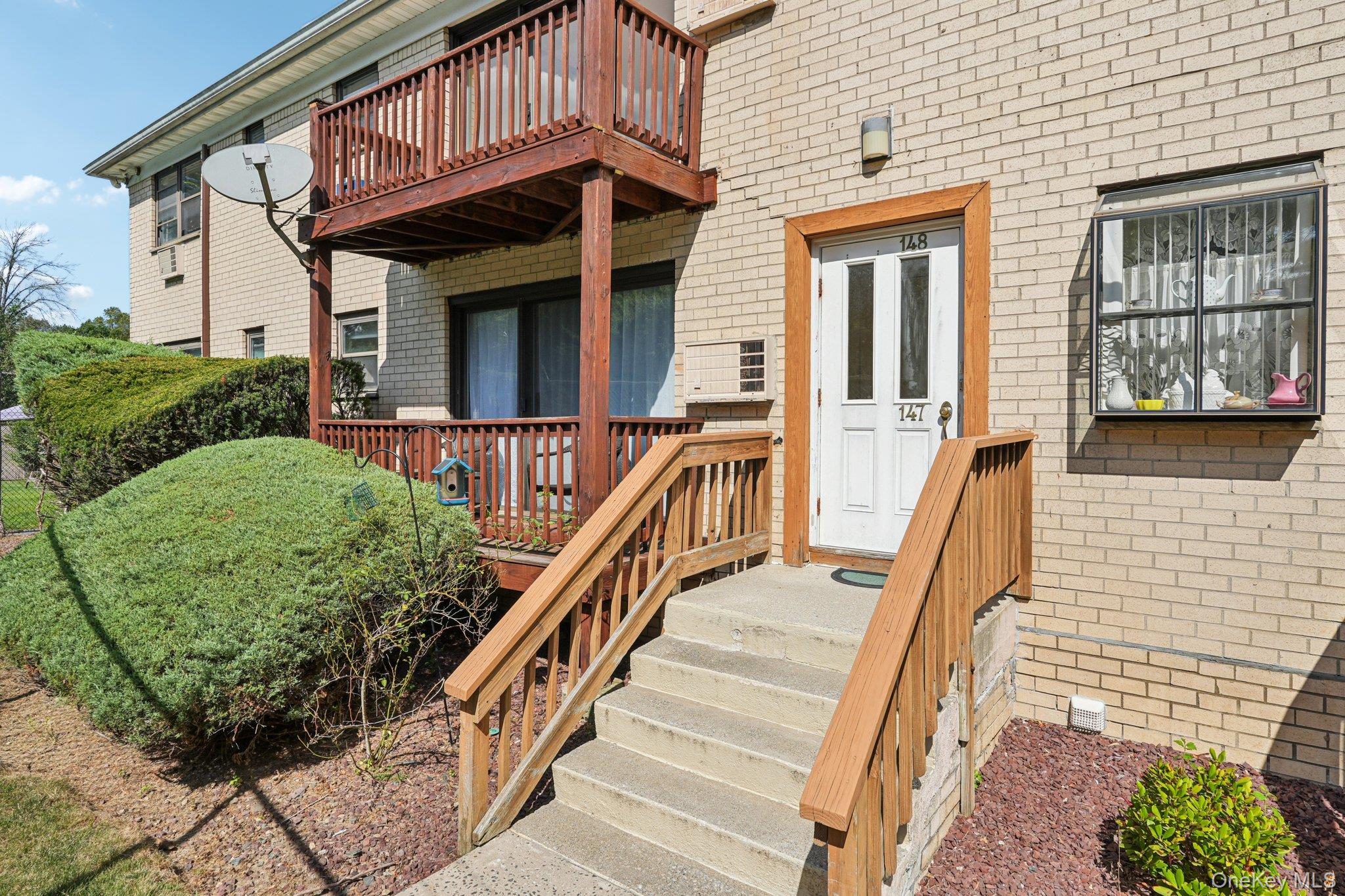 148 Sneden Place W # 148, Spring Valley, NY 10977