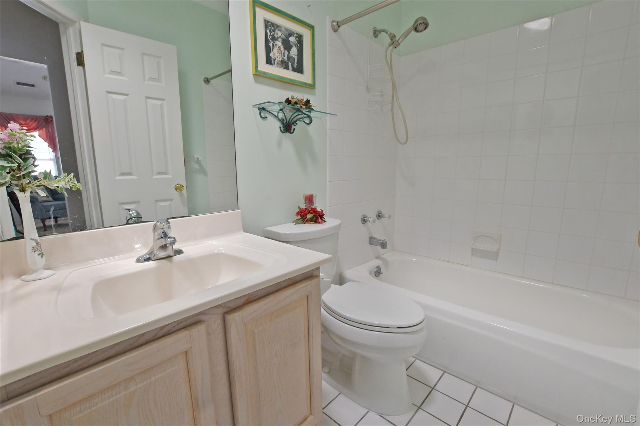 11 Ethan Circle, Middle Island, NY 11953