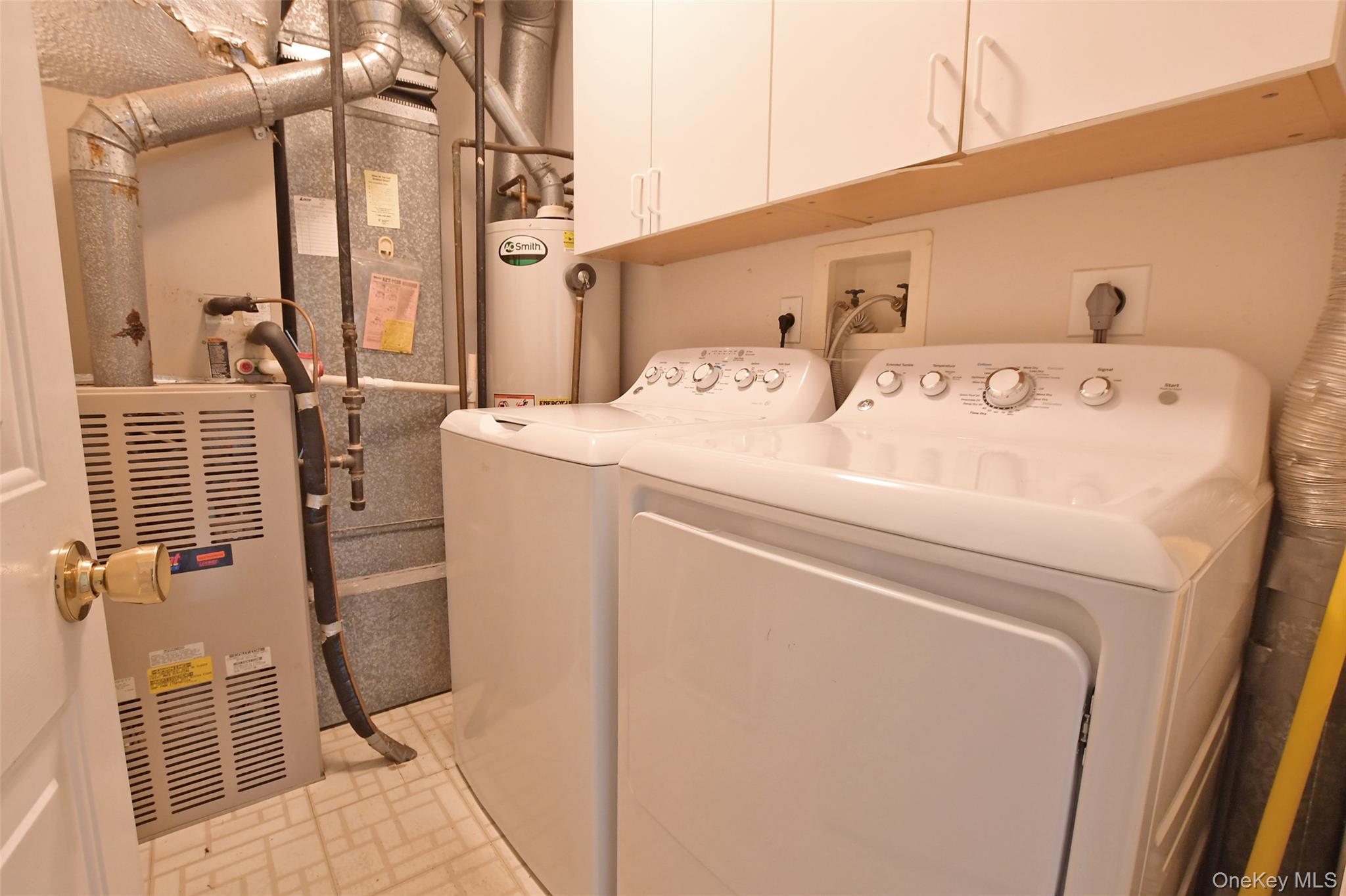 11 Ethan Circle, Middle Island, NY 11953