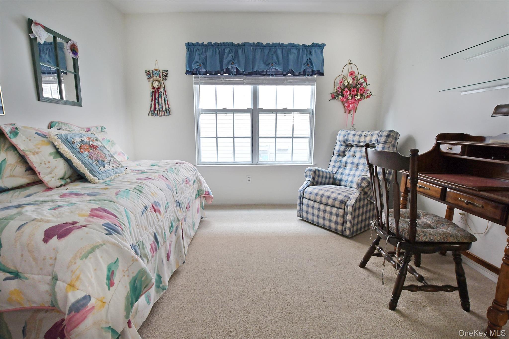 11 Ethan Circle, Middle Island, NY 11953