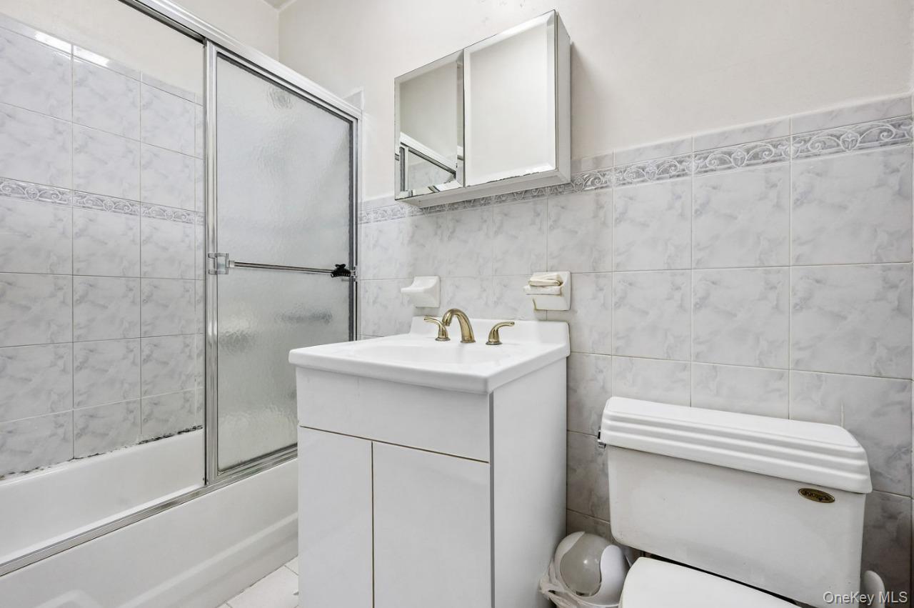 309 Parkville Avenue, Brooklyn, NY 11230