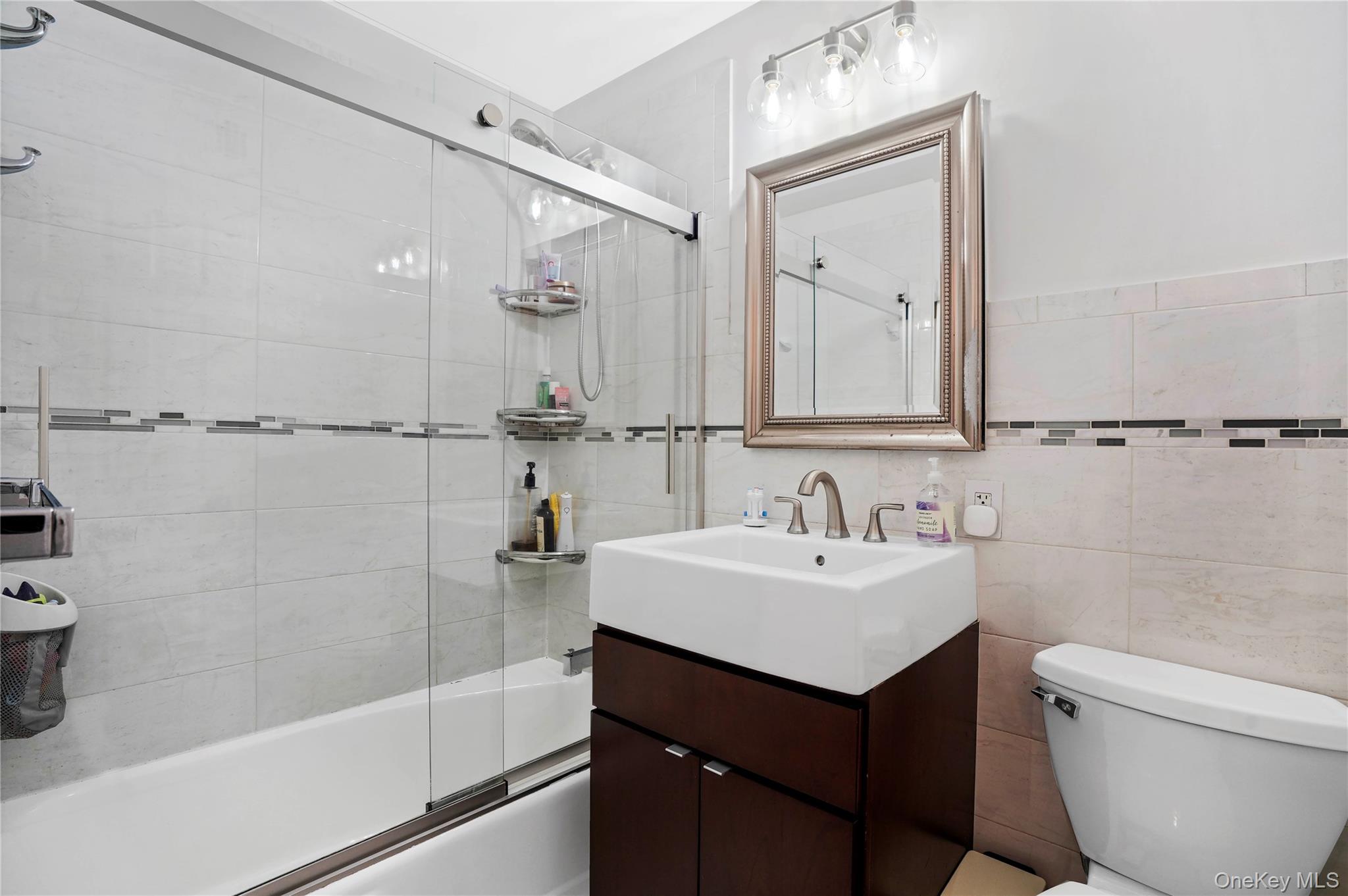 151-25 88th Street # 2M, Howard Beach, NY 11414