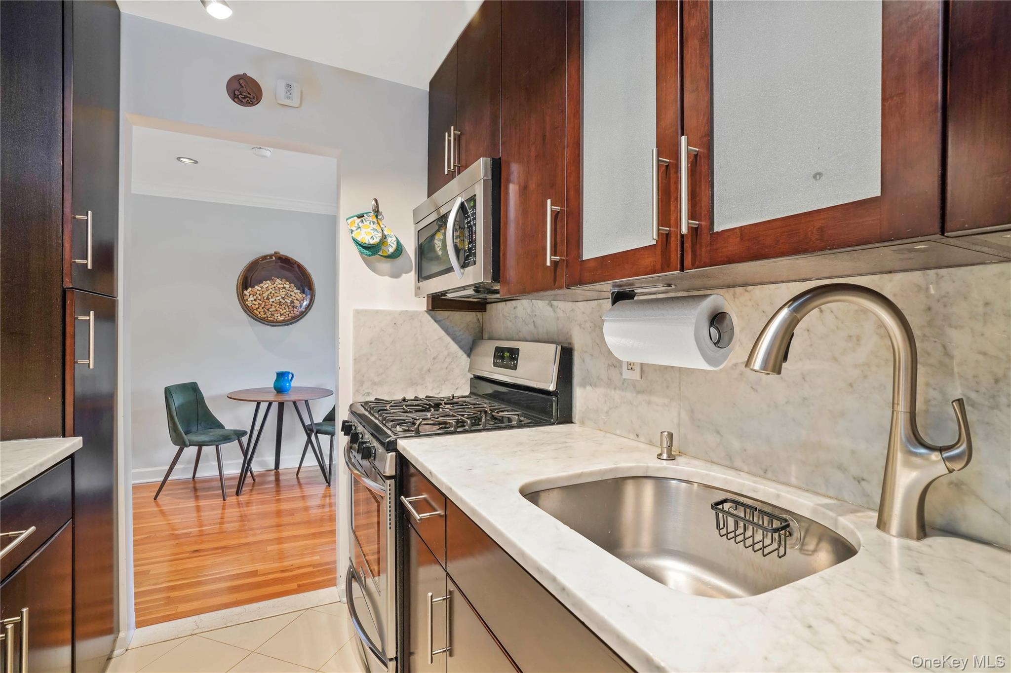 151-25 88th Street # 2M, Howard Beach, NY 11414