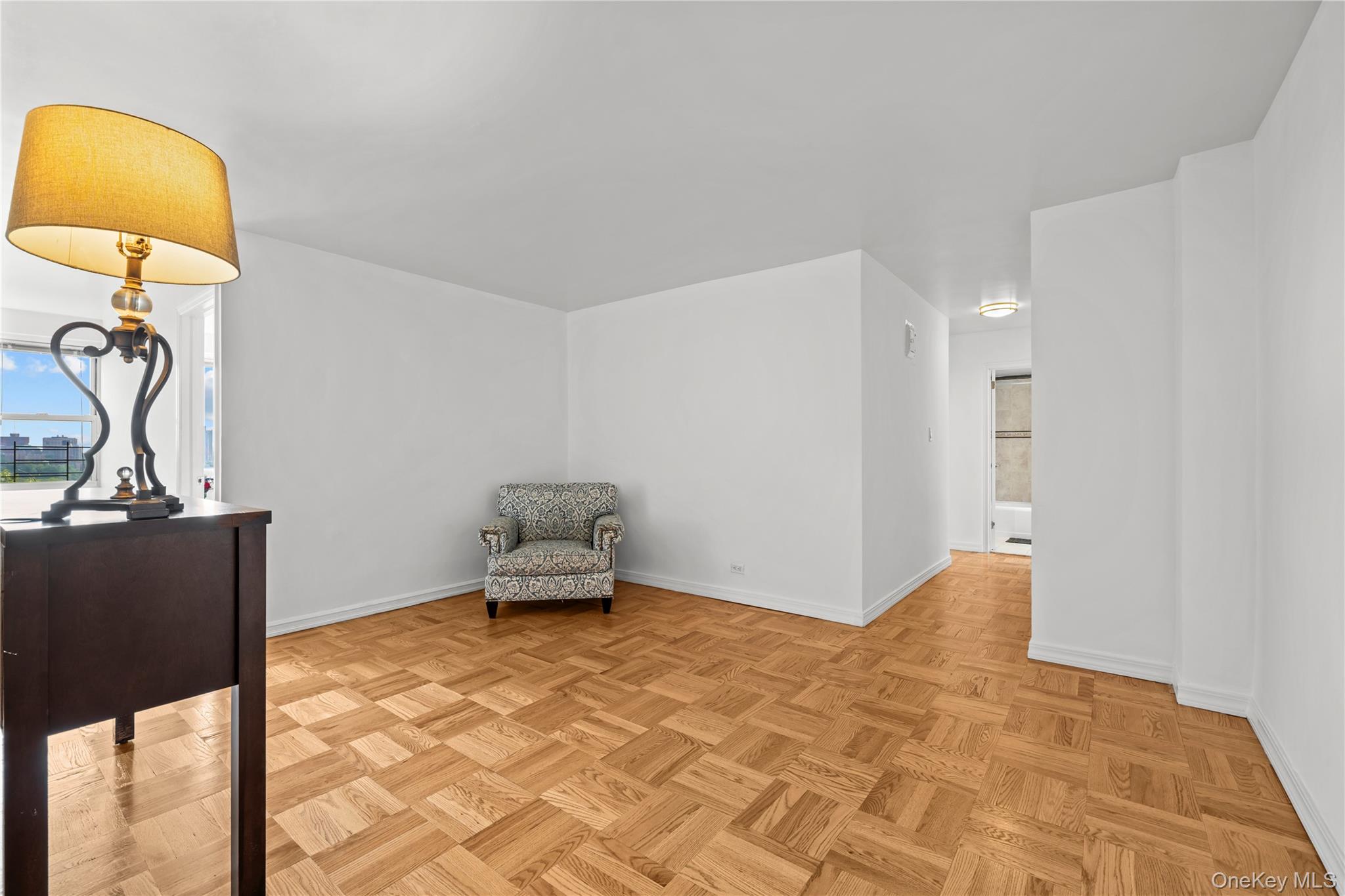 4555 Henry Hudson Parkway # A908, Bronx, NY 10471