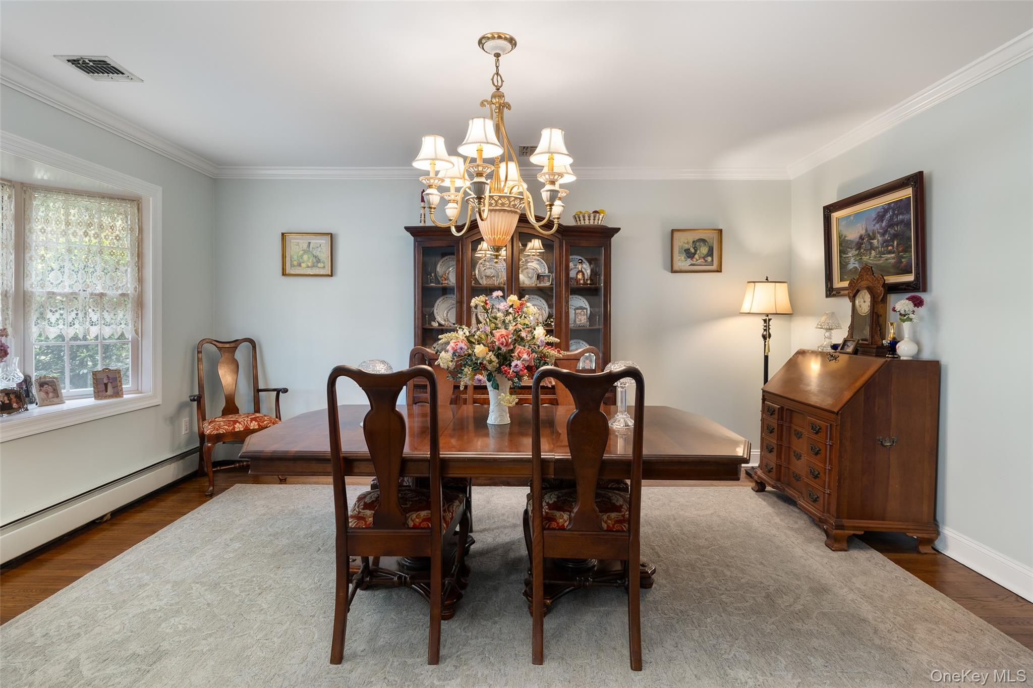 14 Magnolia Drive, New Hyde Park, NY 11040